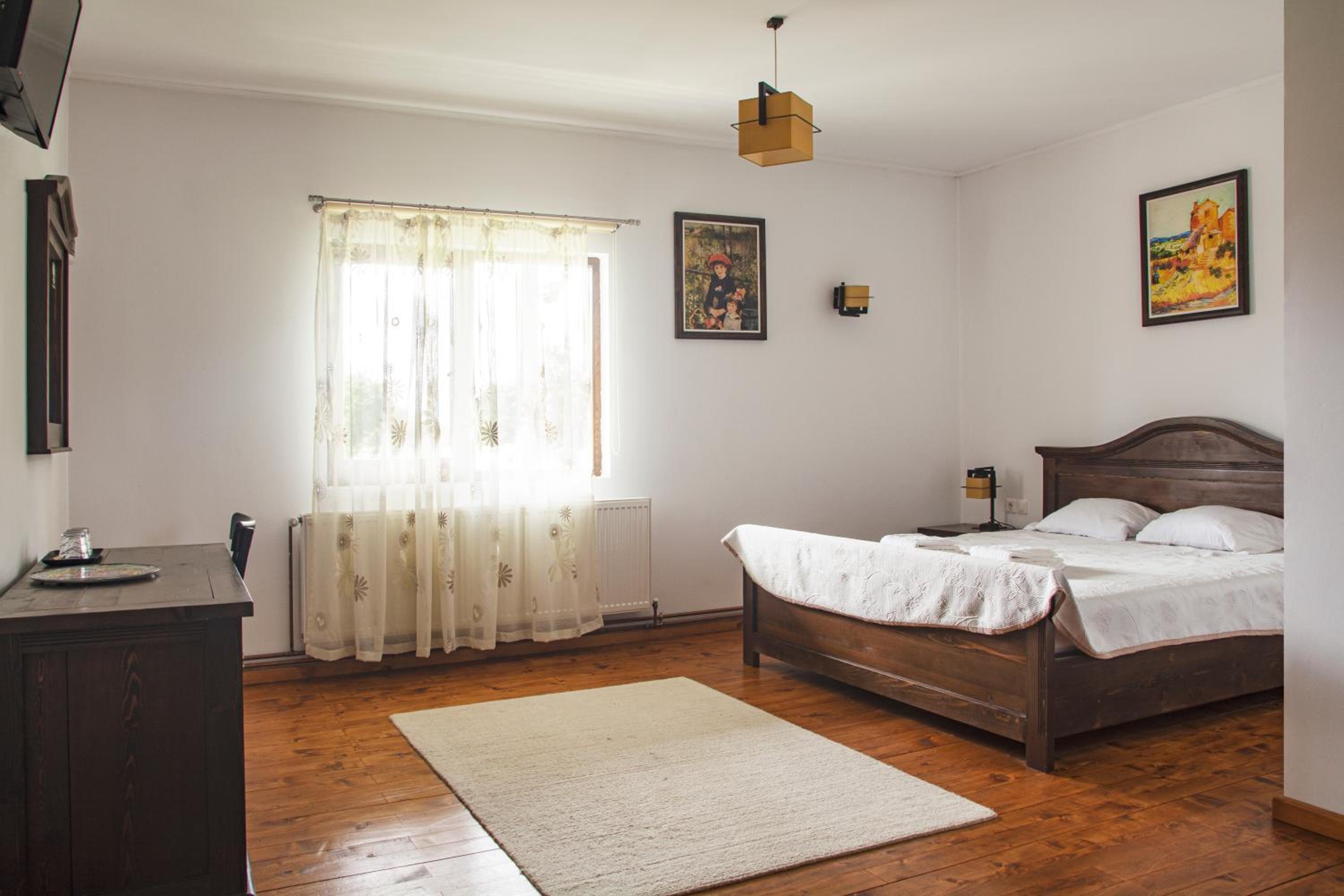 Two-Bedroom Apartment with Balcony - Photo 14