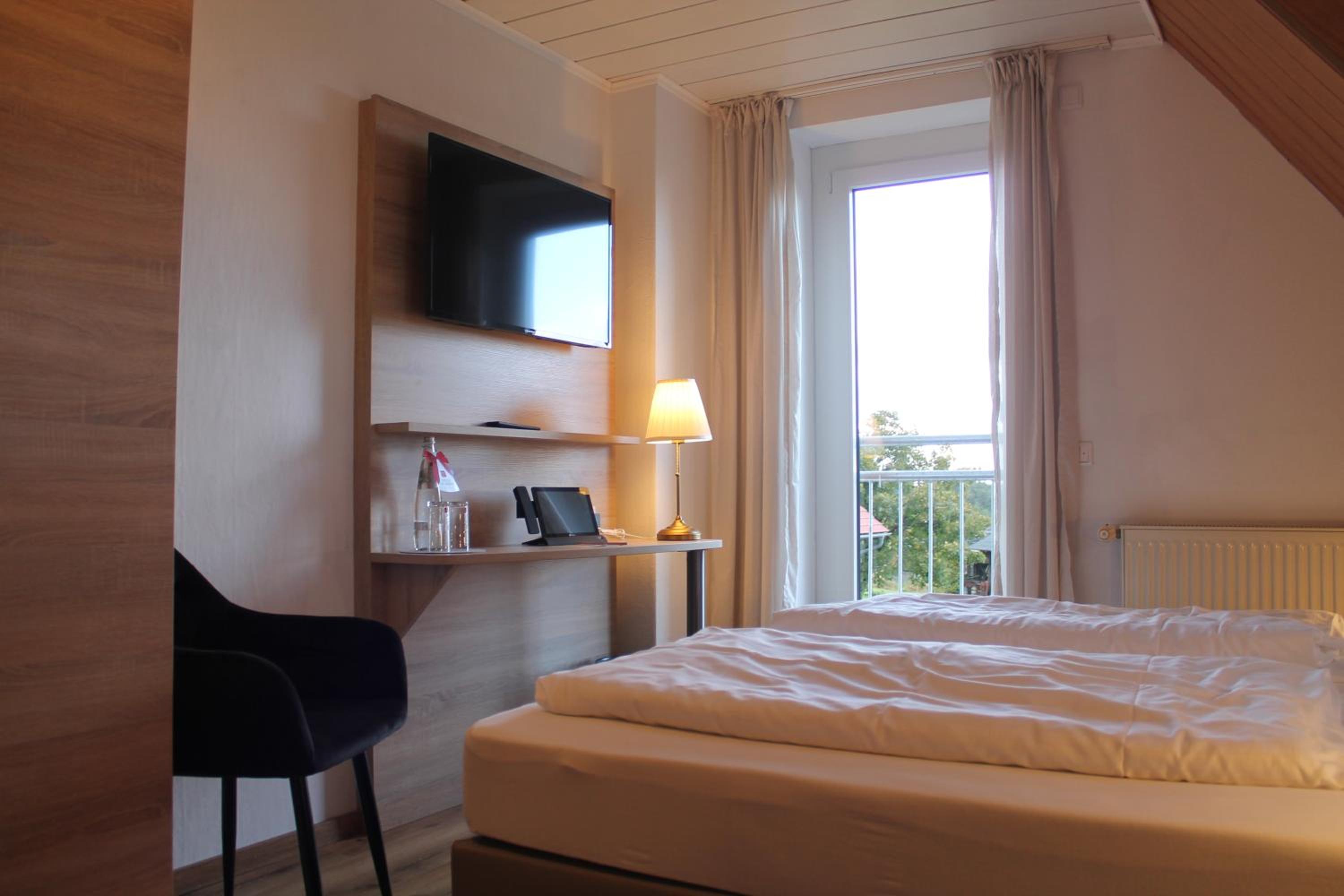 Budget Double Room photo 1