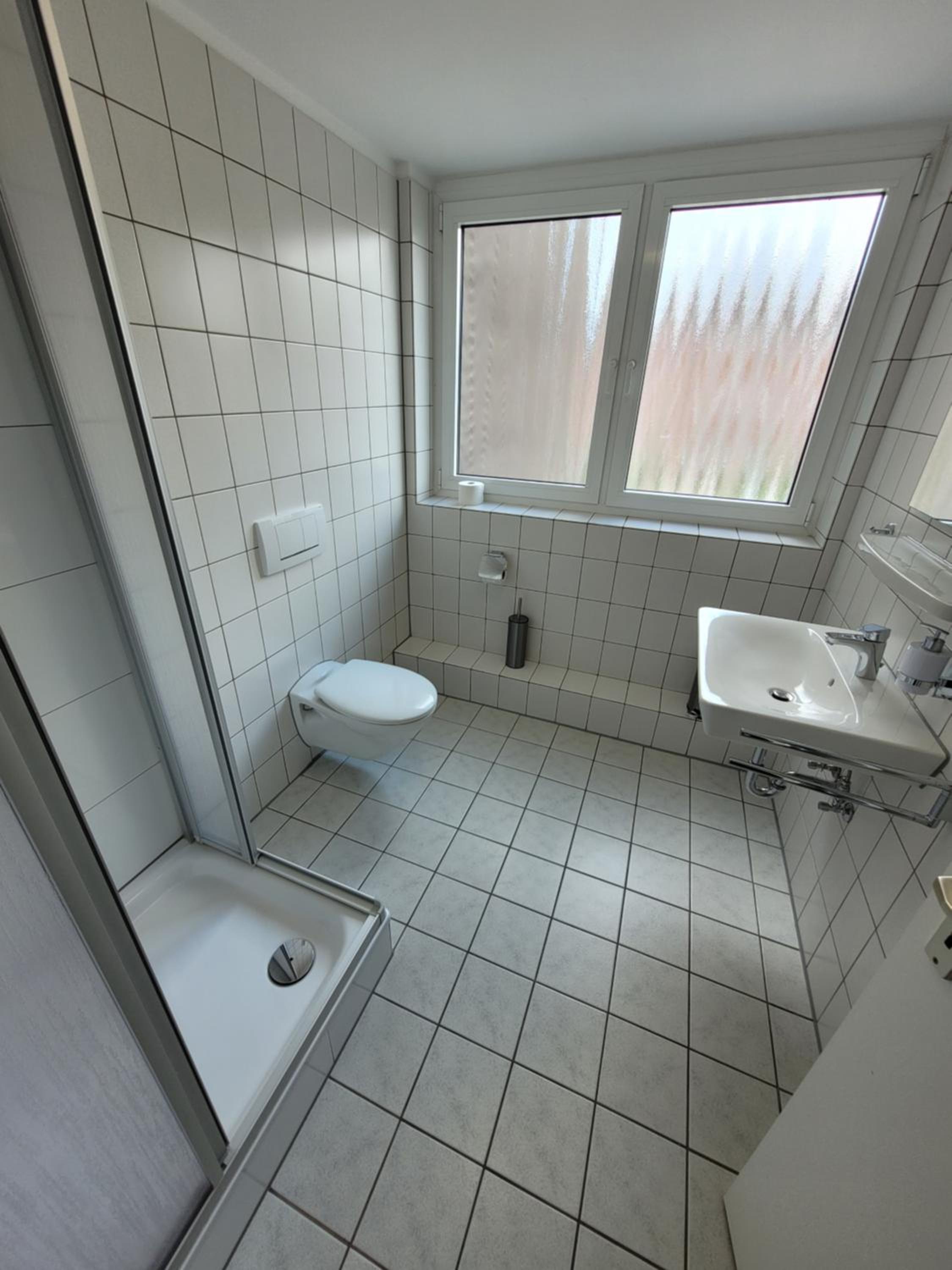 Single Room with Private Bathroom photo 2