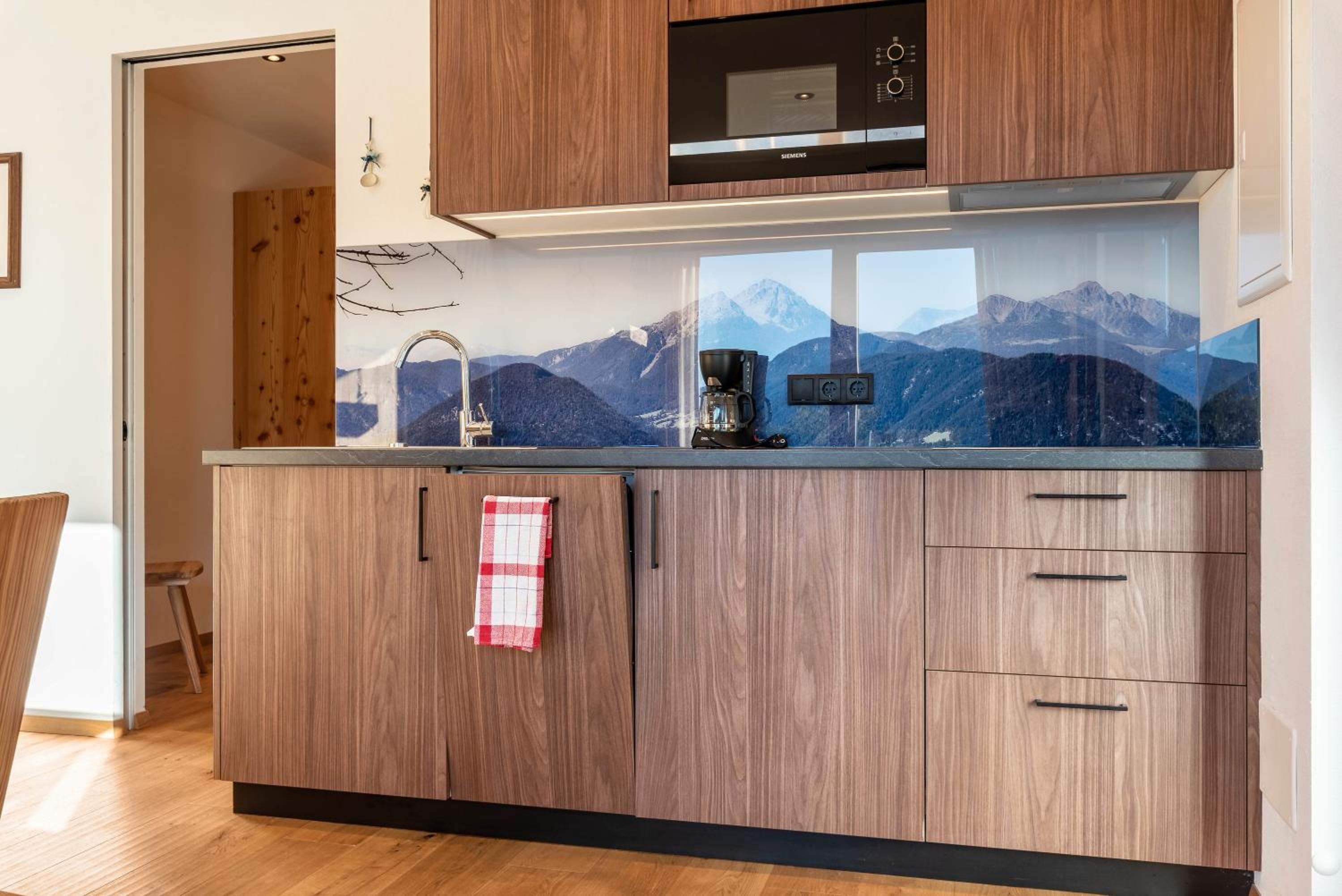 Superior One-Bedroom Apartment with Balcony photo 2
