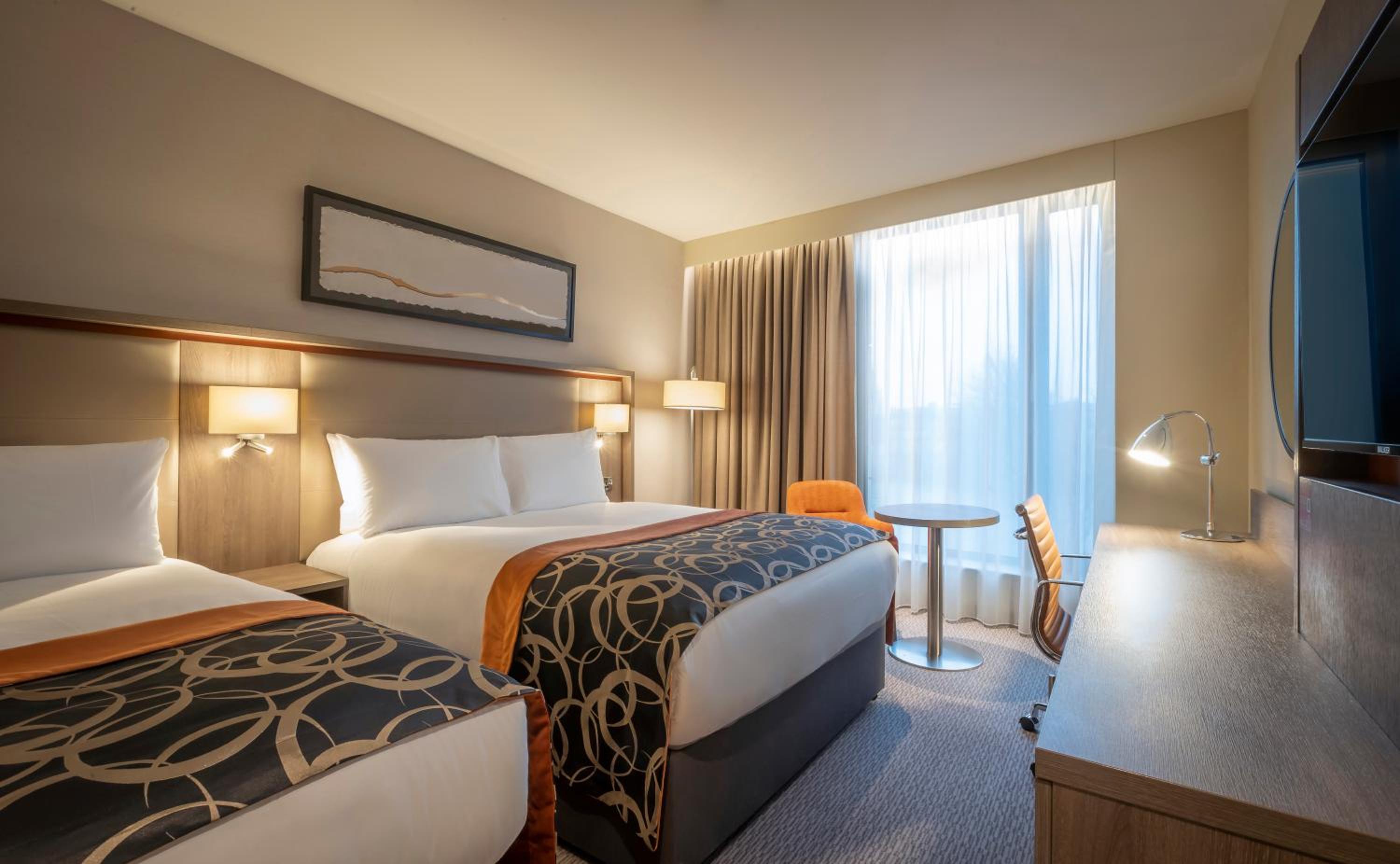 Deluxe Double and Single Room - Photo 4