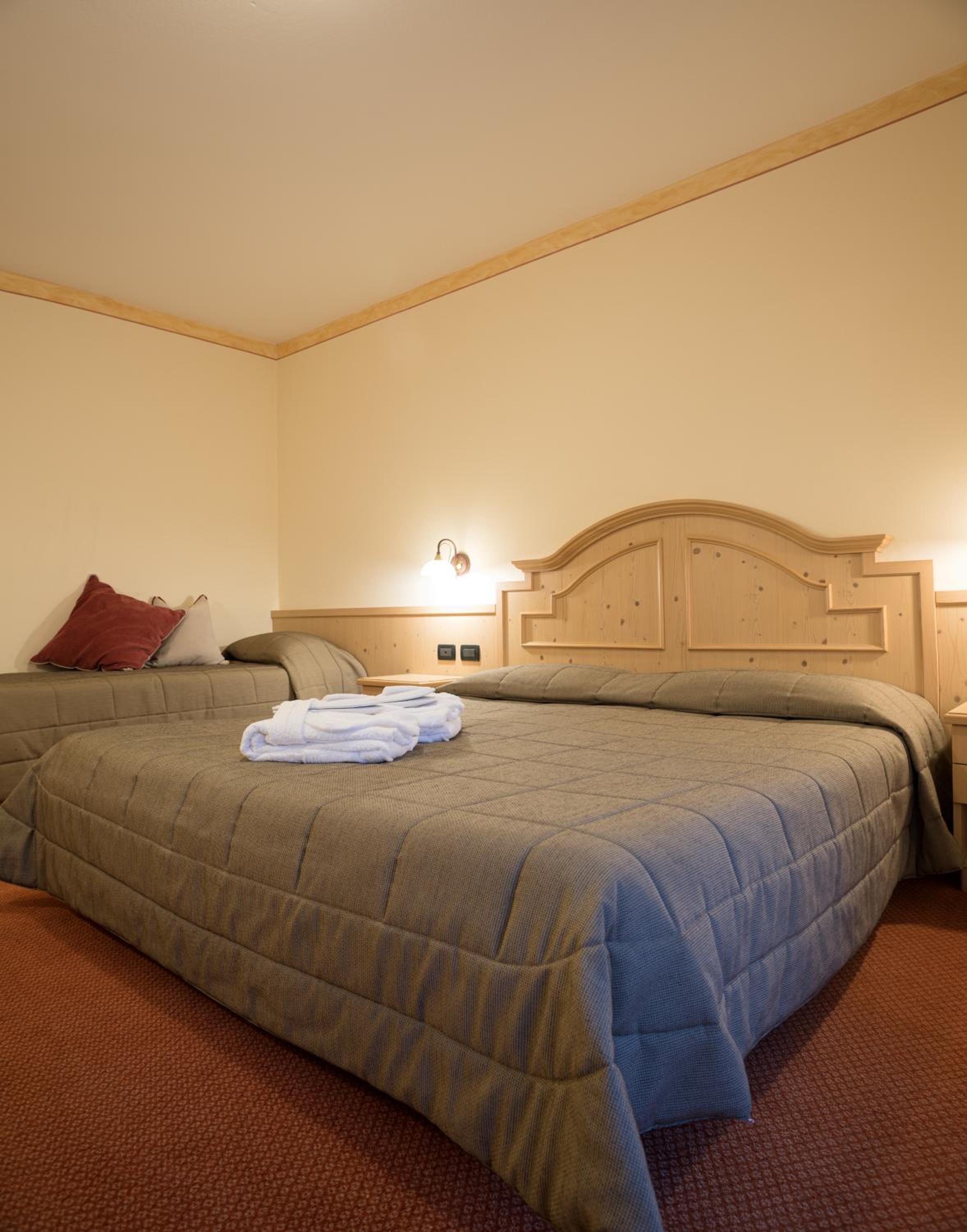 Superior King Room - Photo 1