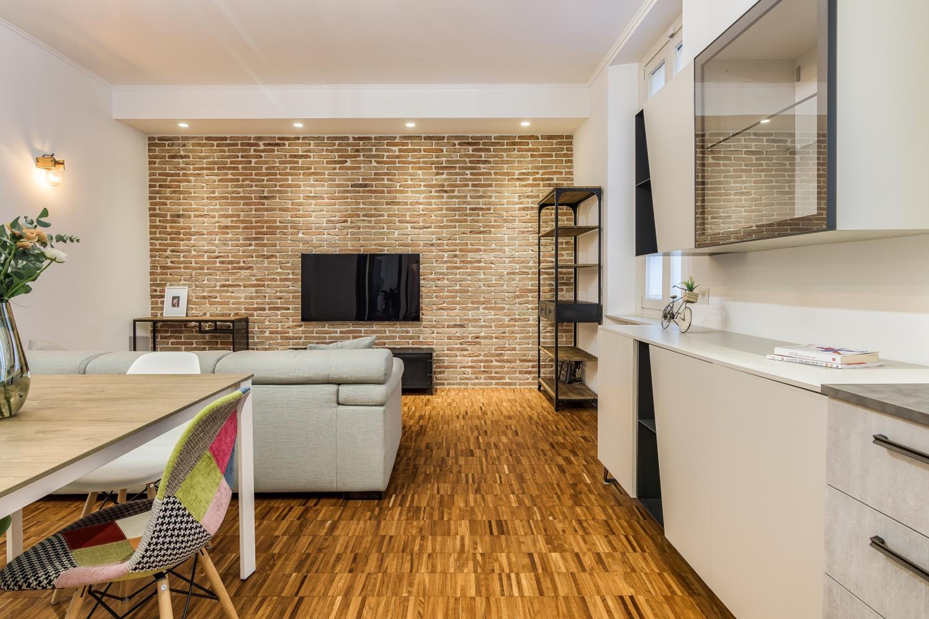 One-Bedroom Apartment - Via Pollaiuolo 4