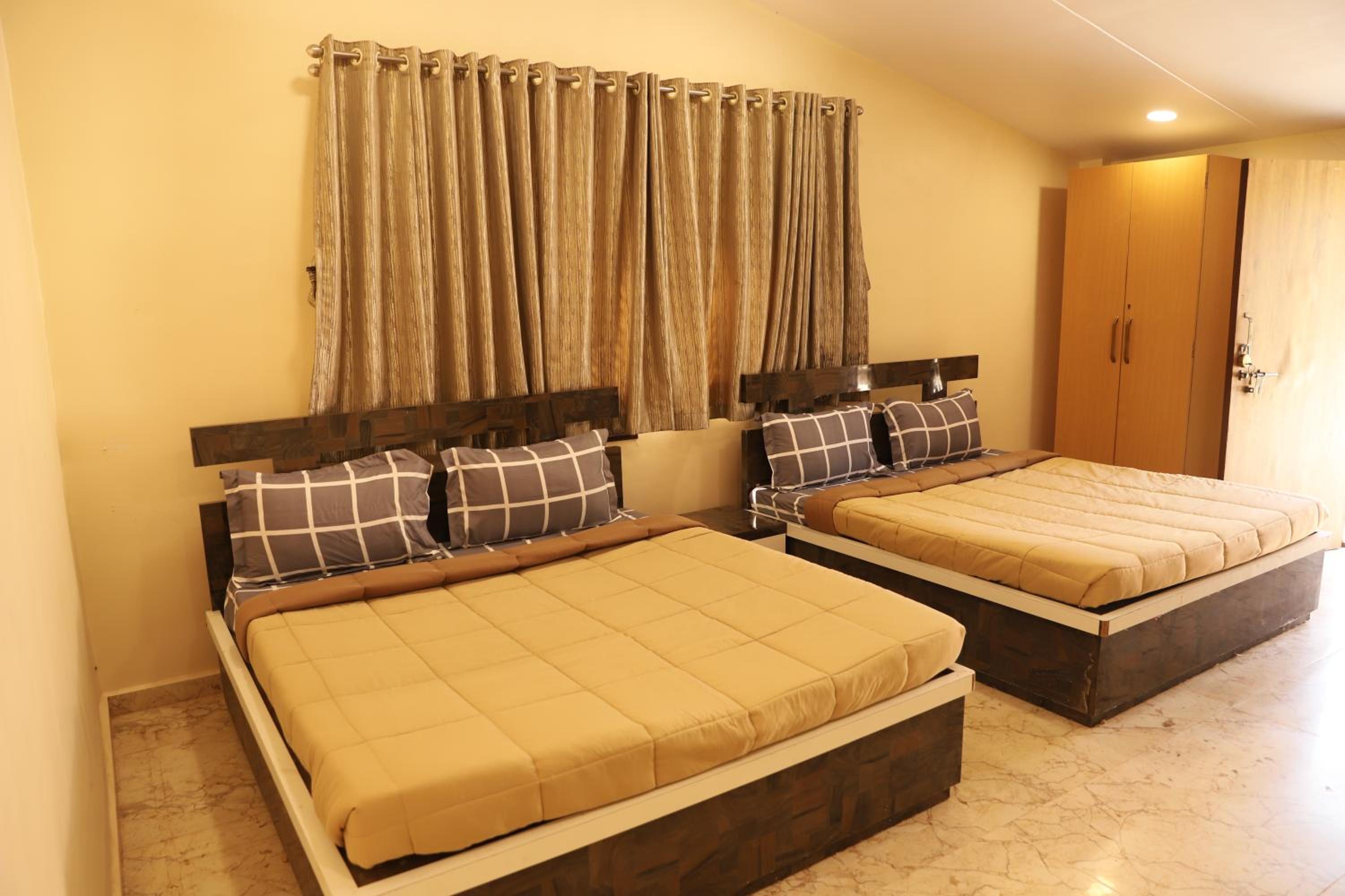 Quadruple Room photo 3