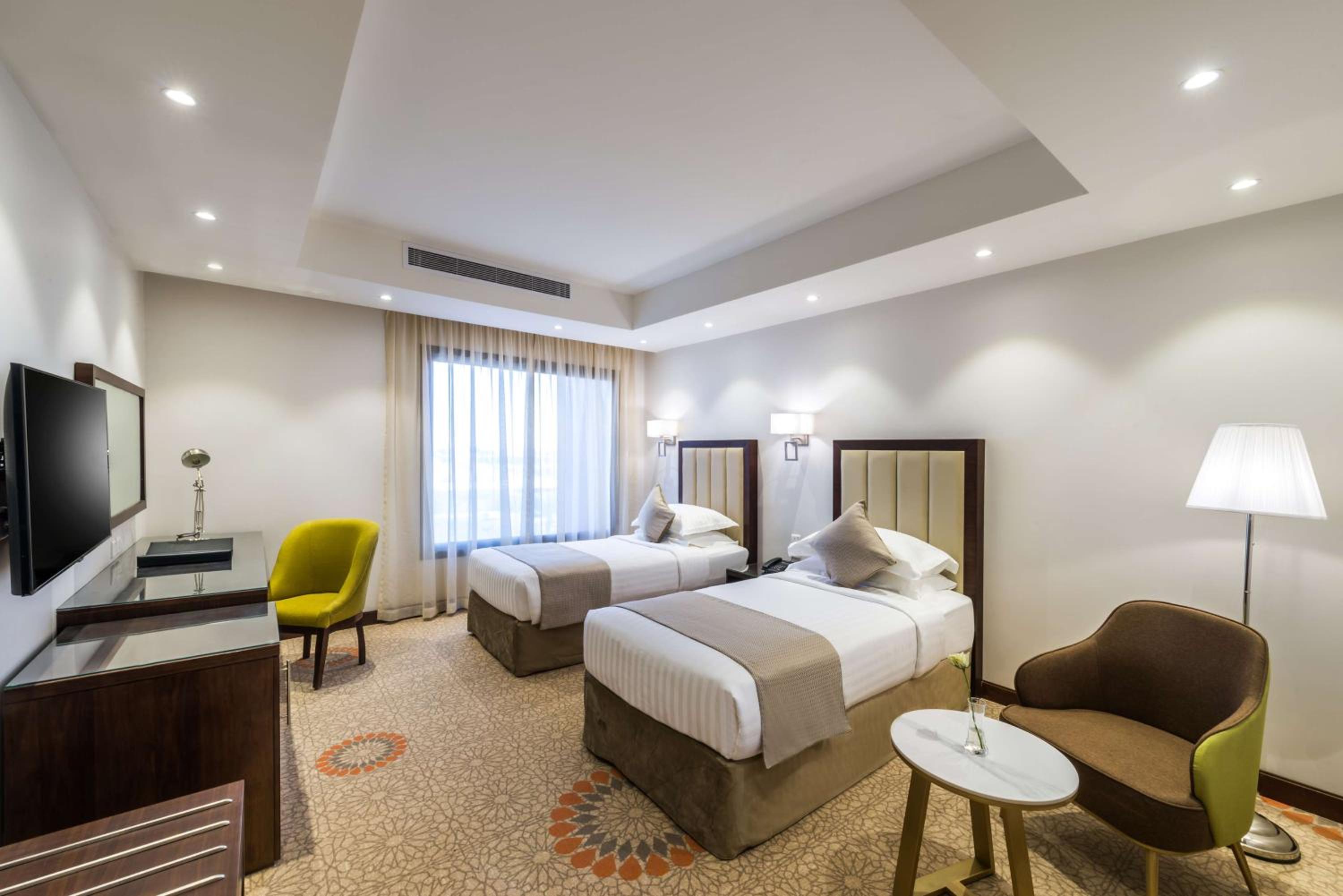Superior Twin Room - Photo 10