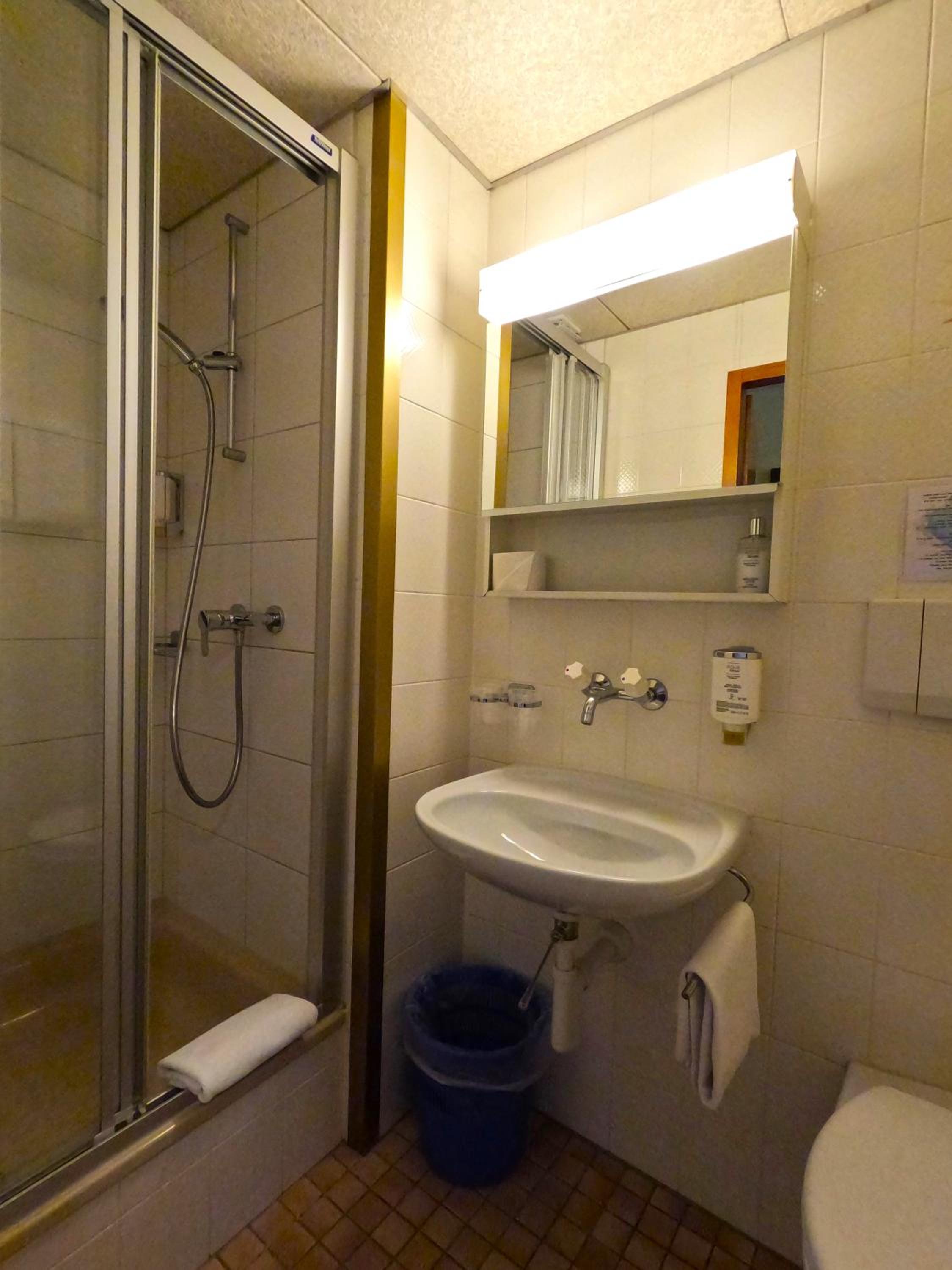 Standard Double or Twin Room with Balcony photo 2