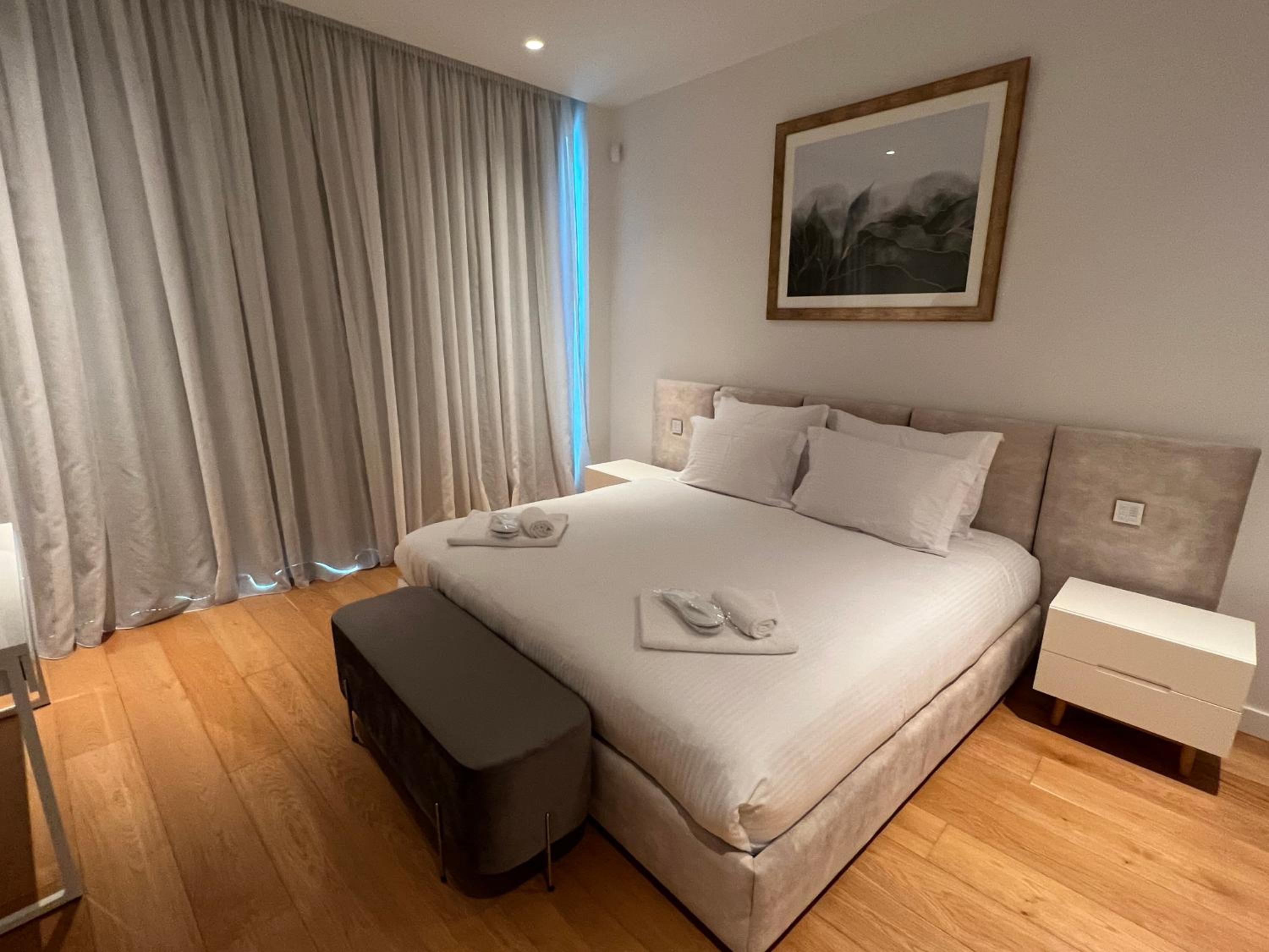 Two-Bedroom Apartment - Photo 4