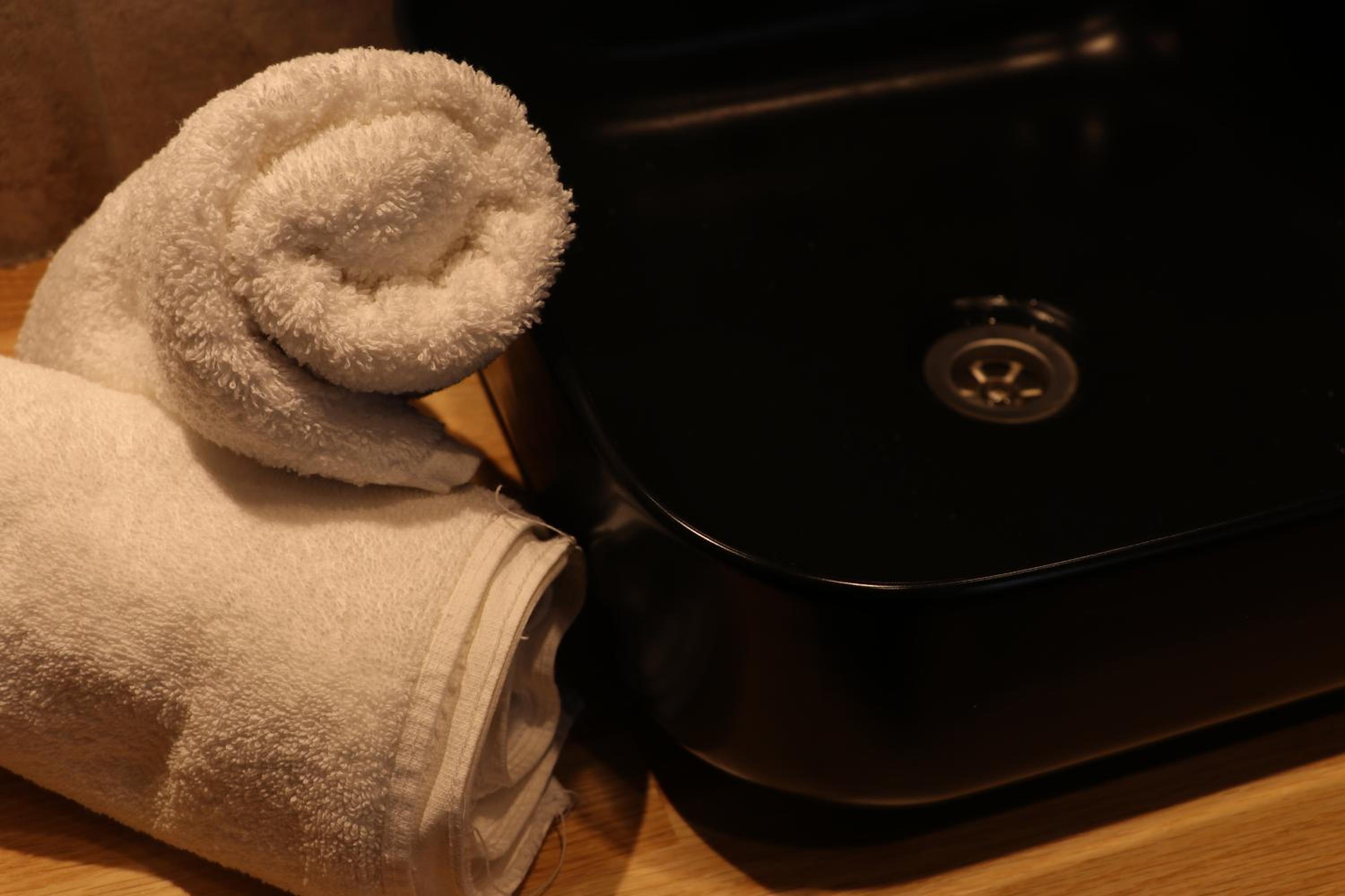 Deluxe Suite with Spa Bath photo 2