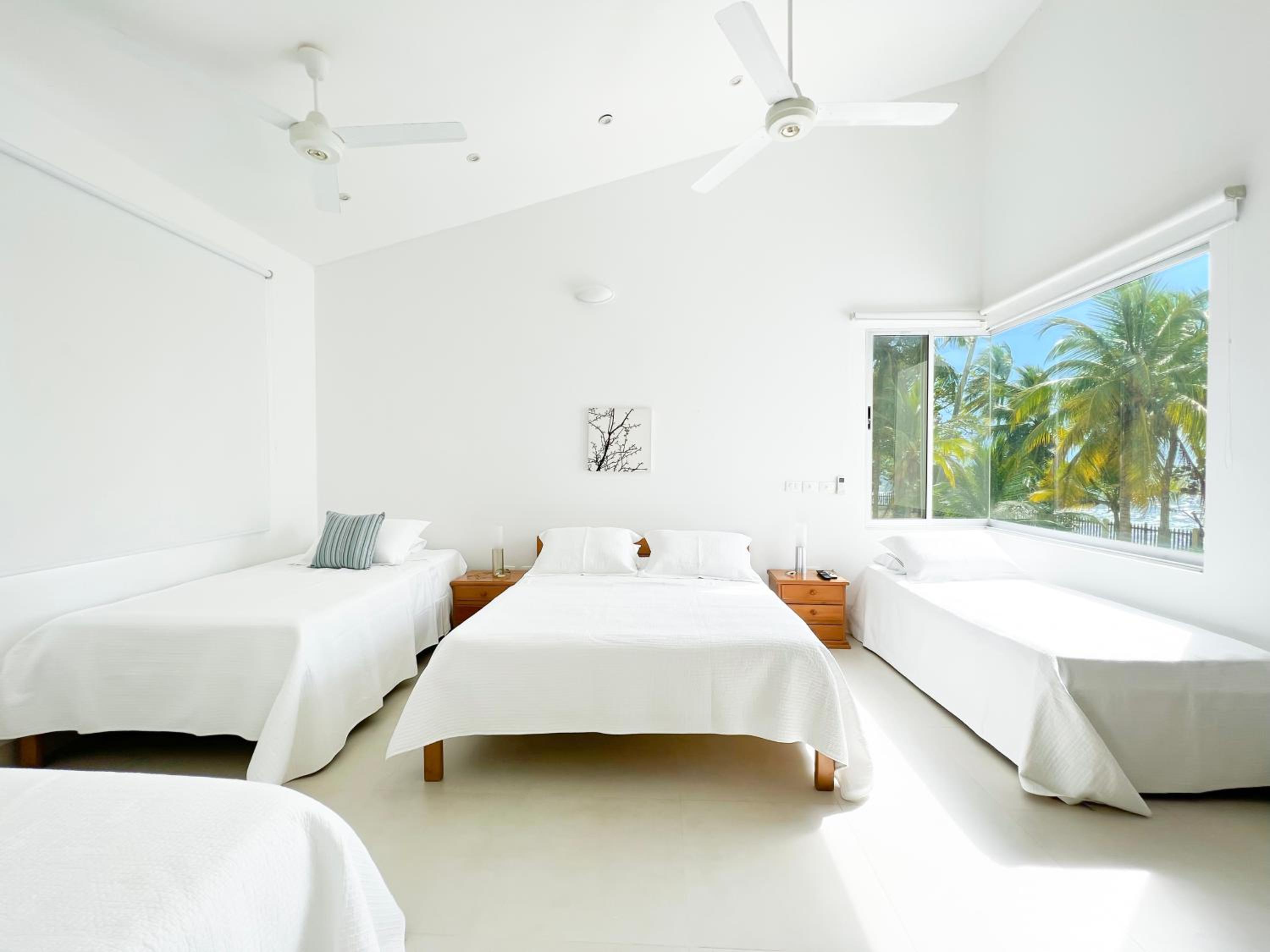 Family Room with Private Bathroom photo 1