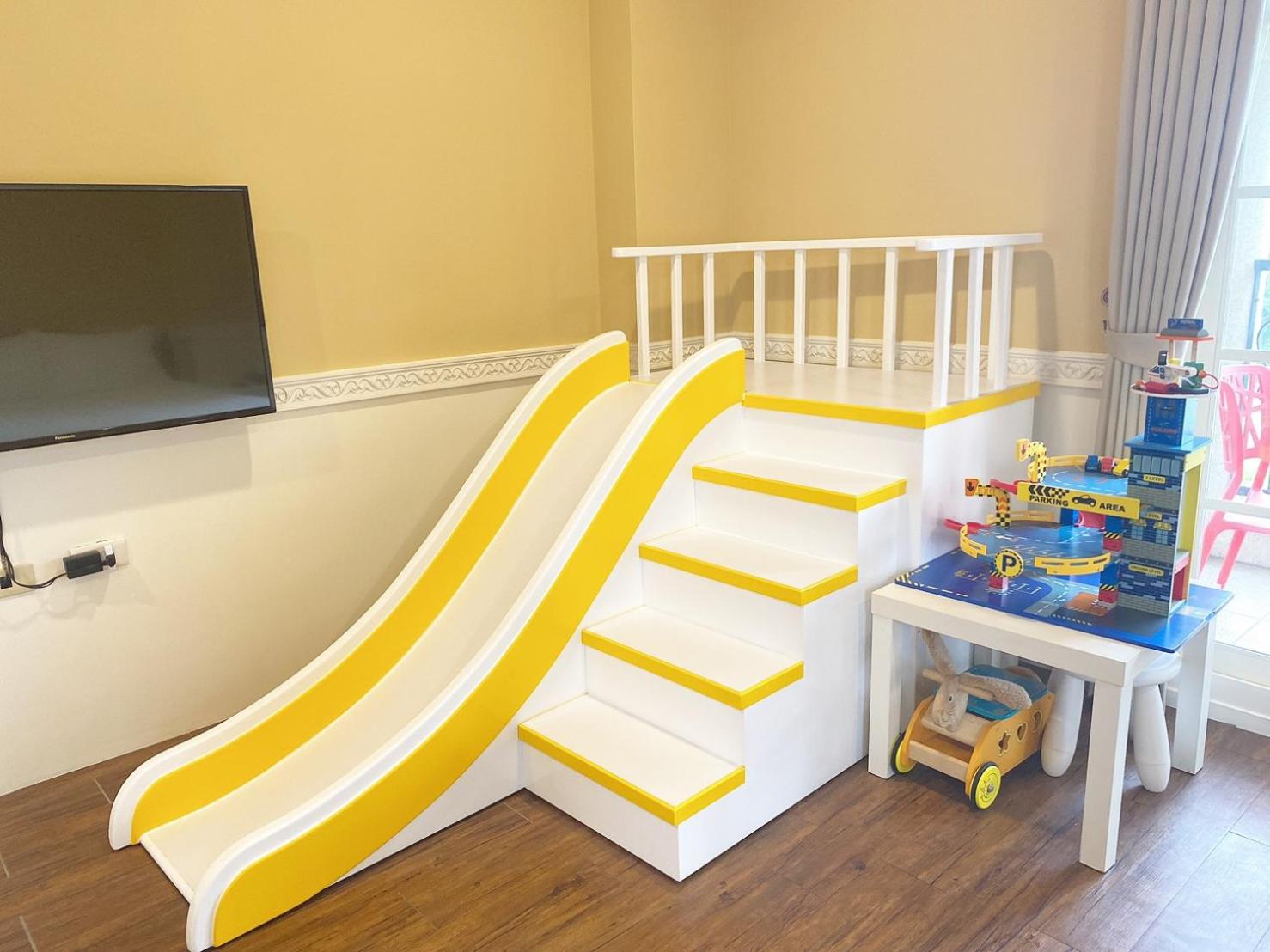 Deluxe Family Room photo 2