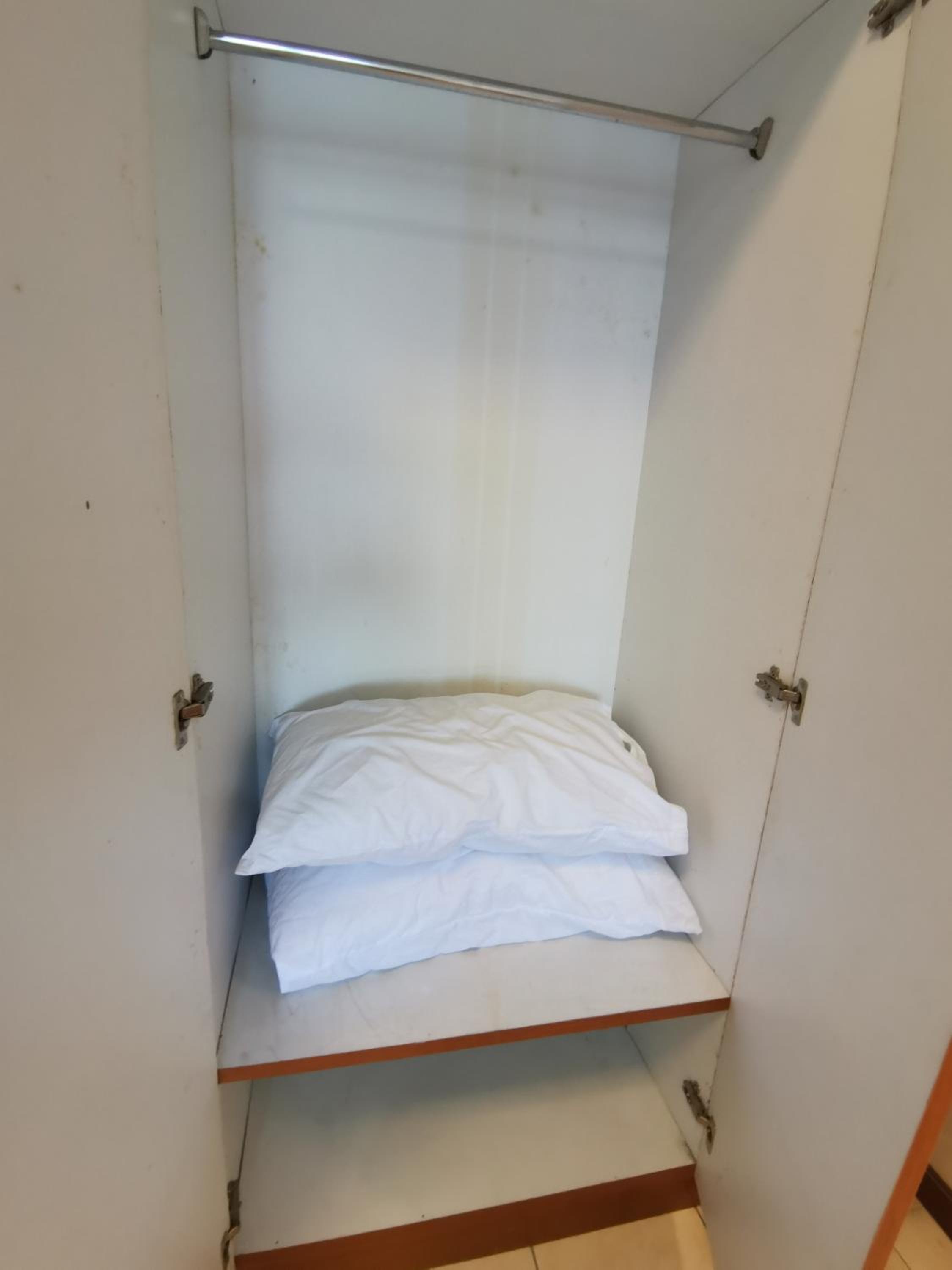 One-Bedroom Apartment - Photo 13