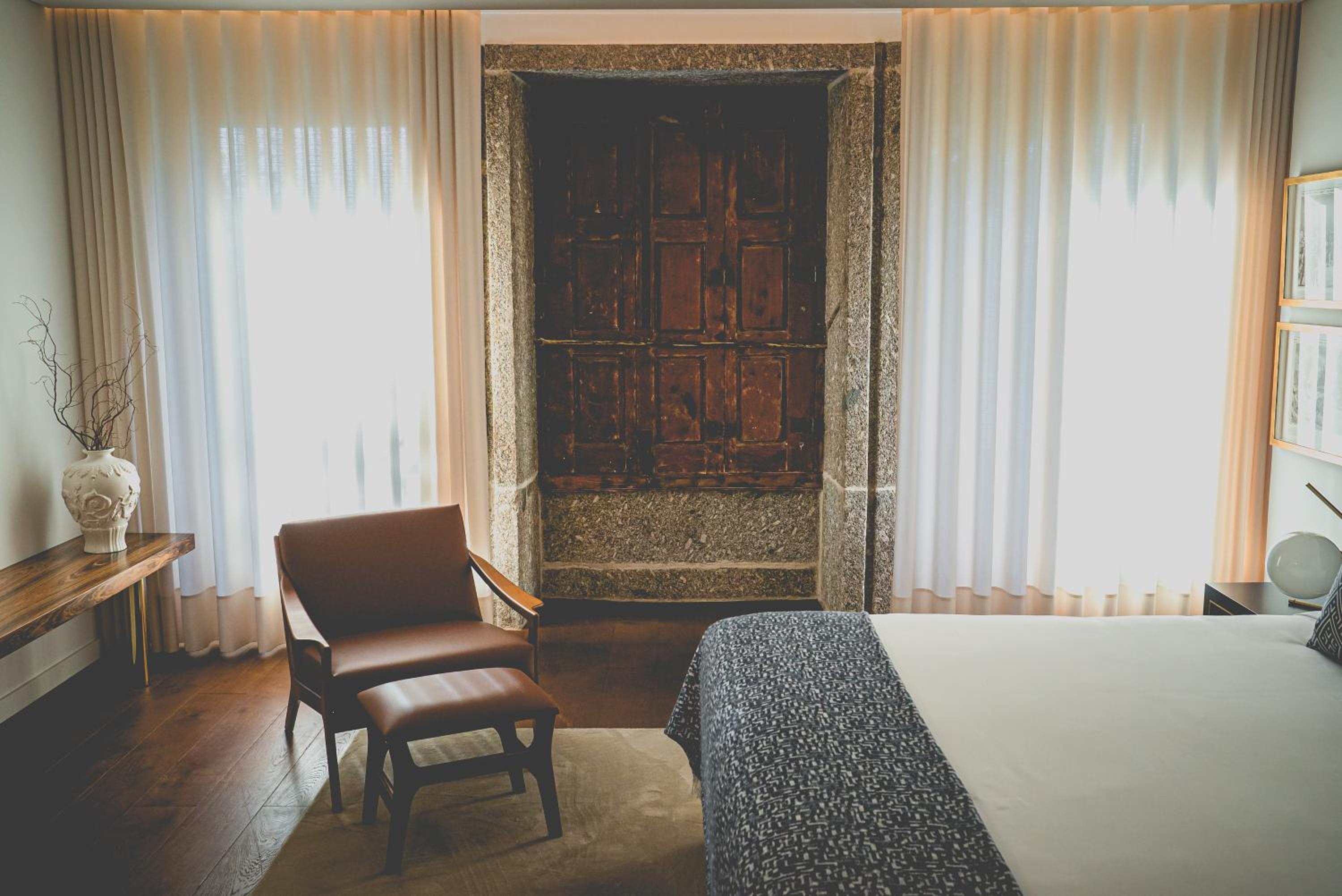 Large Double or Twin Room - Photo 4