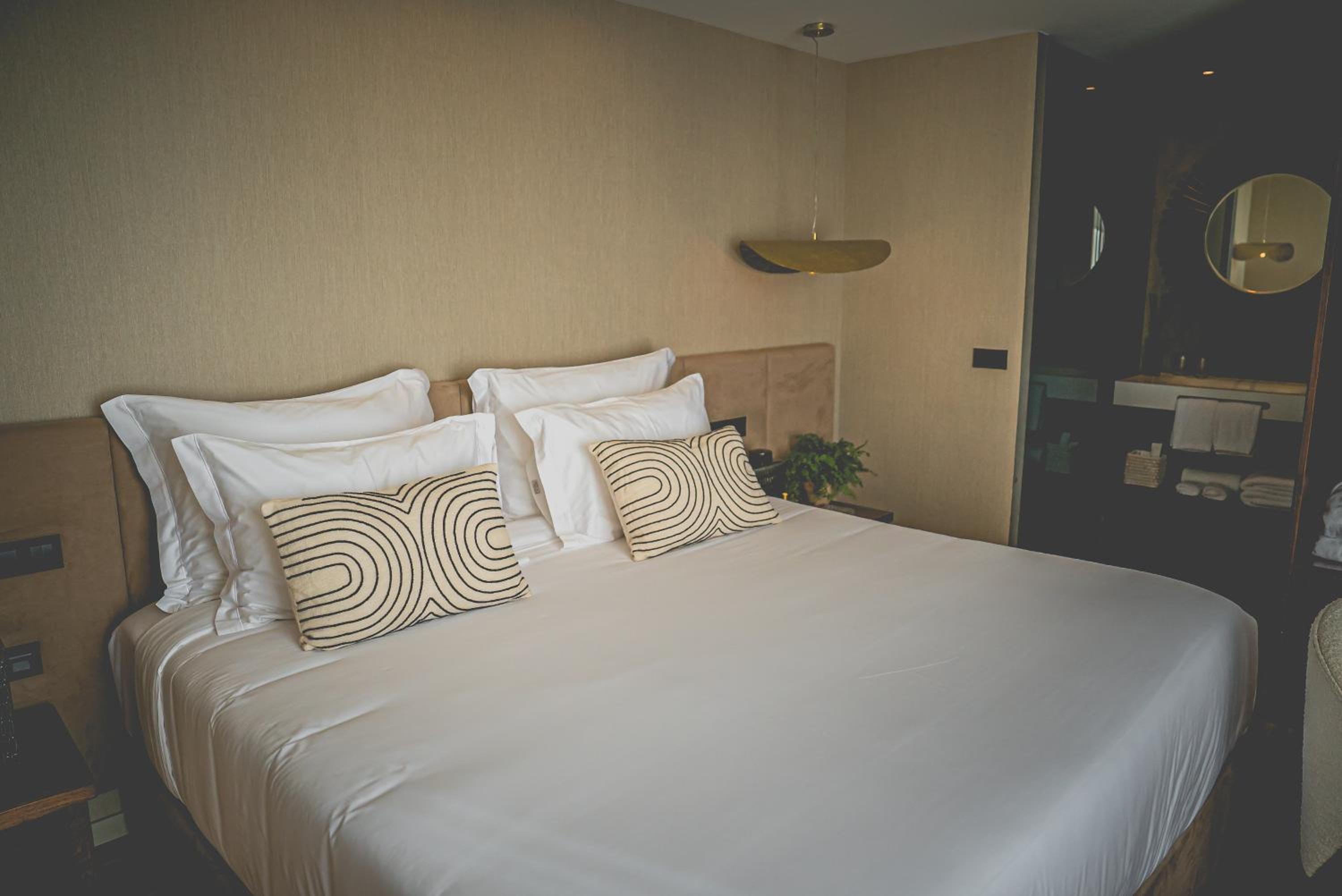 Suite with Private Pool - Photo 1