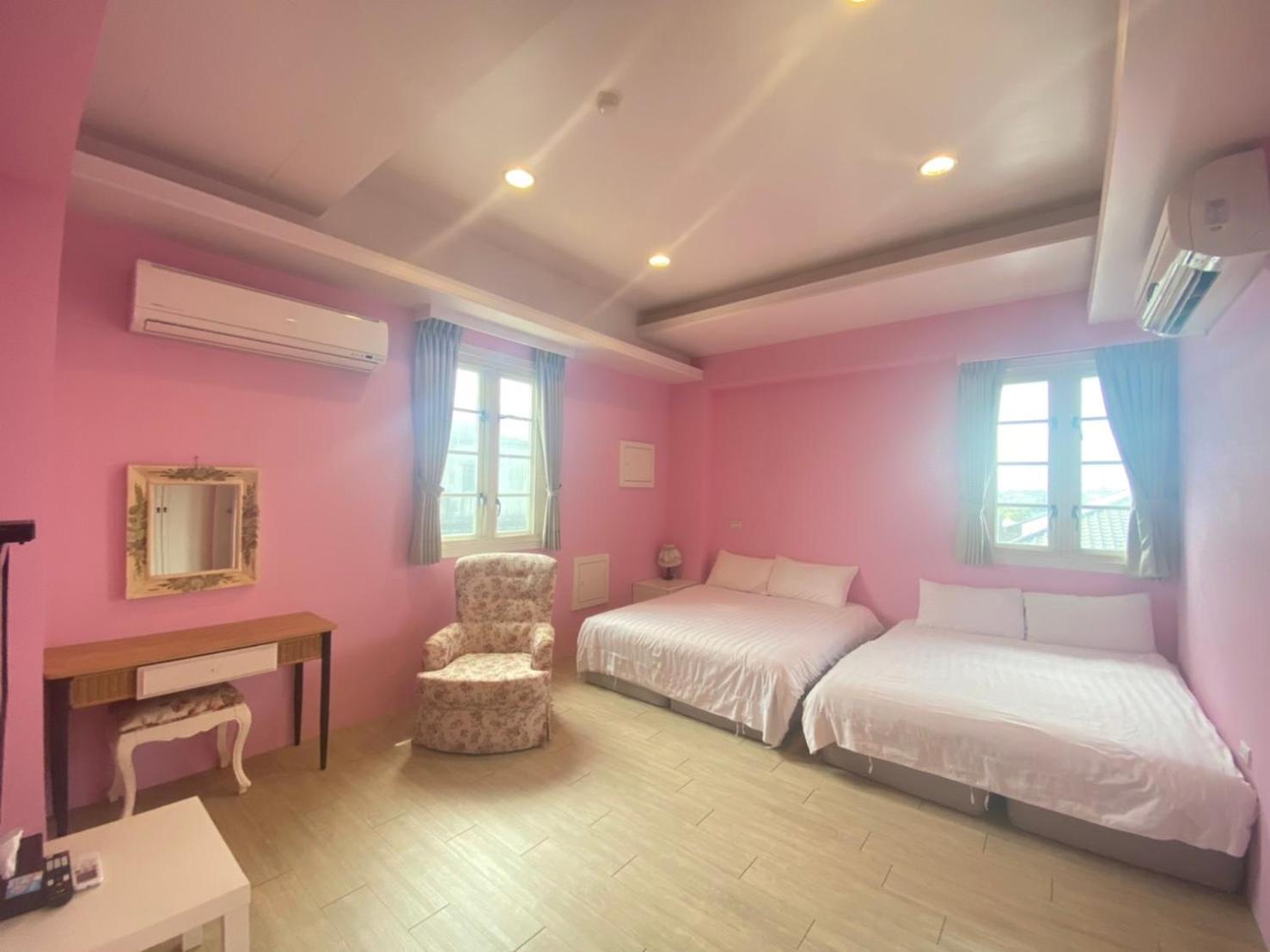 Standard Quadruple Room photo 3
