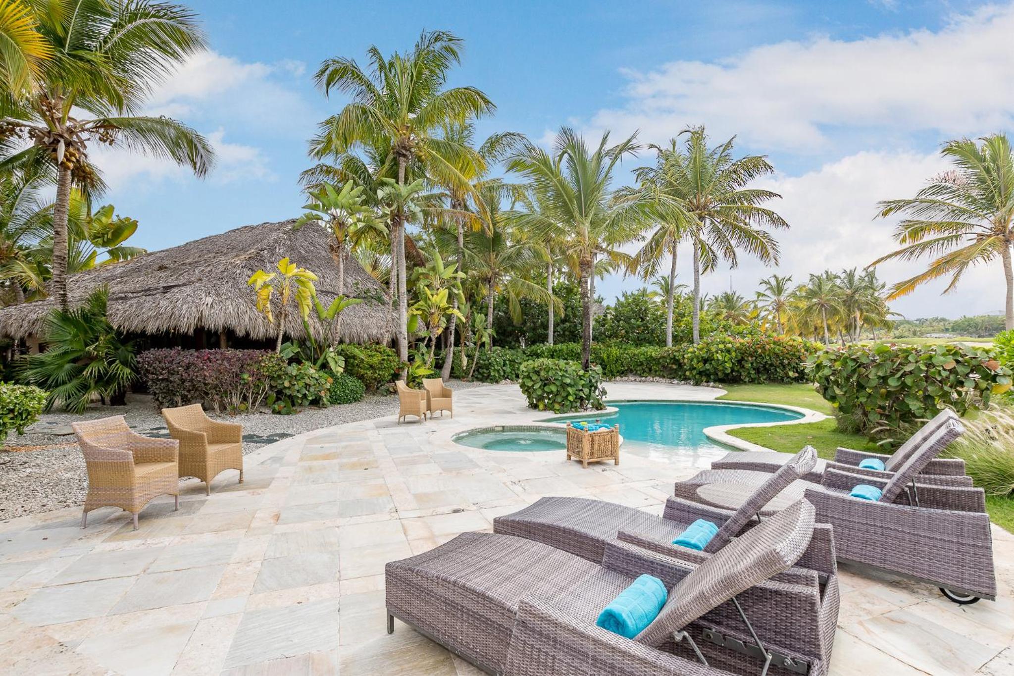 Deluxe Villa