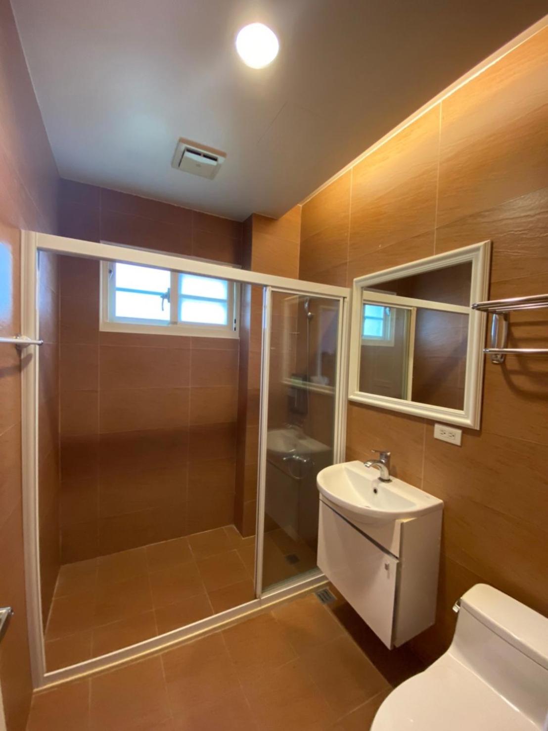 Quadruple Room with Shower photo 3