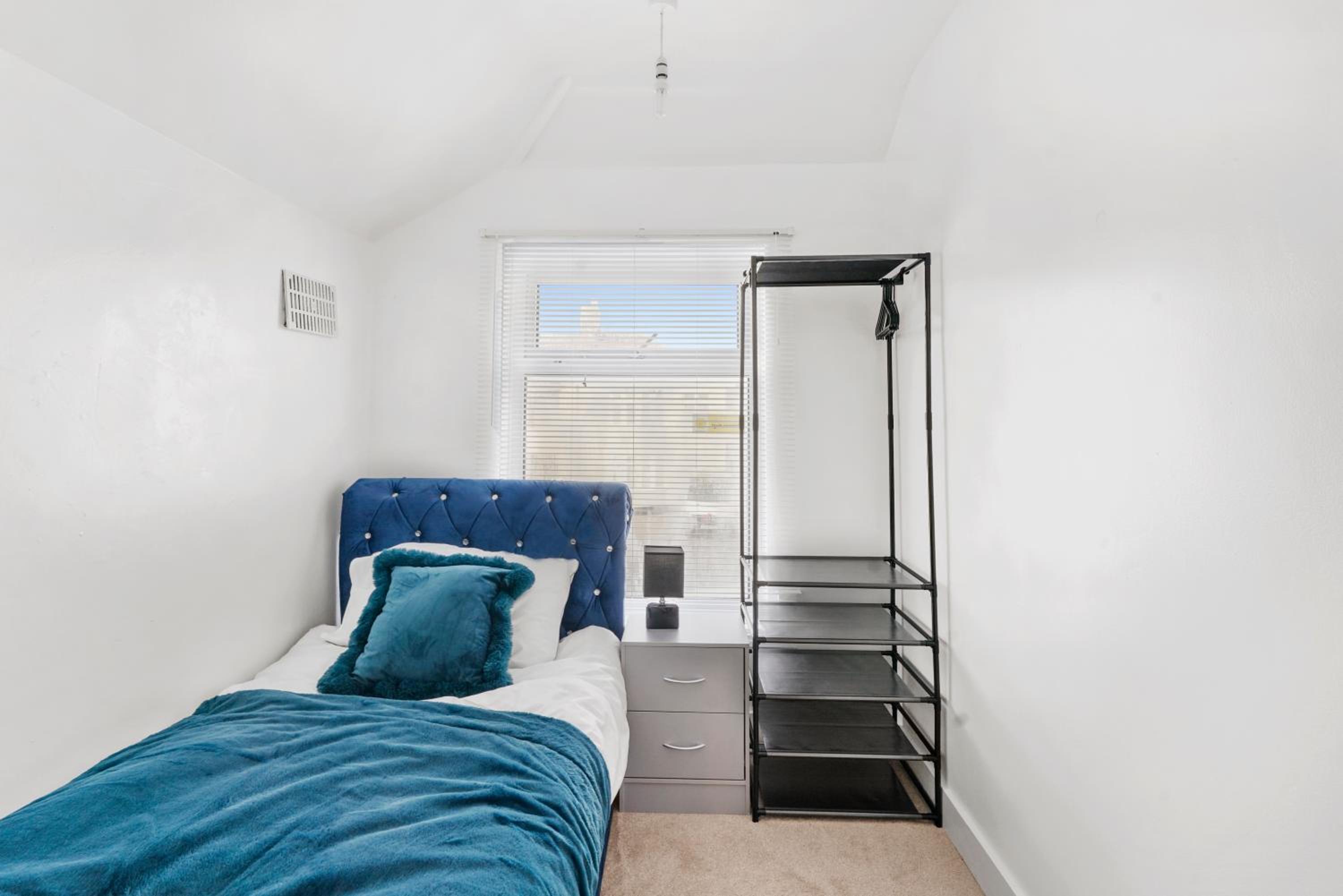 Apartment photo 1