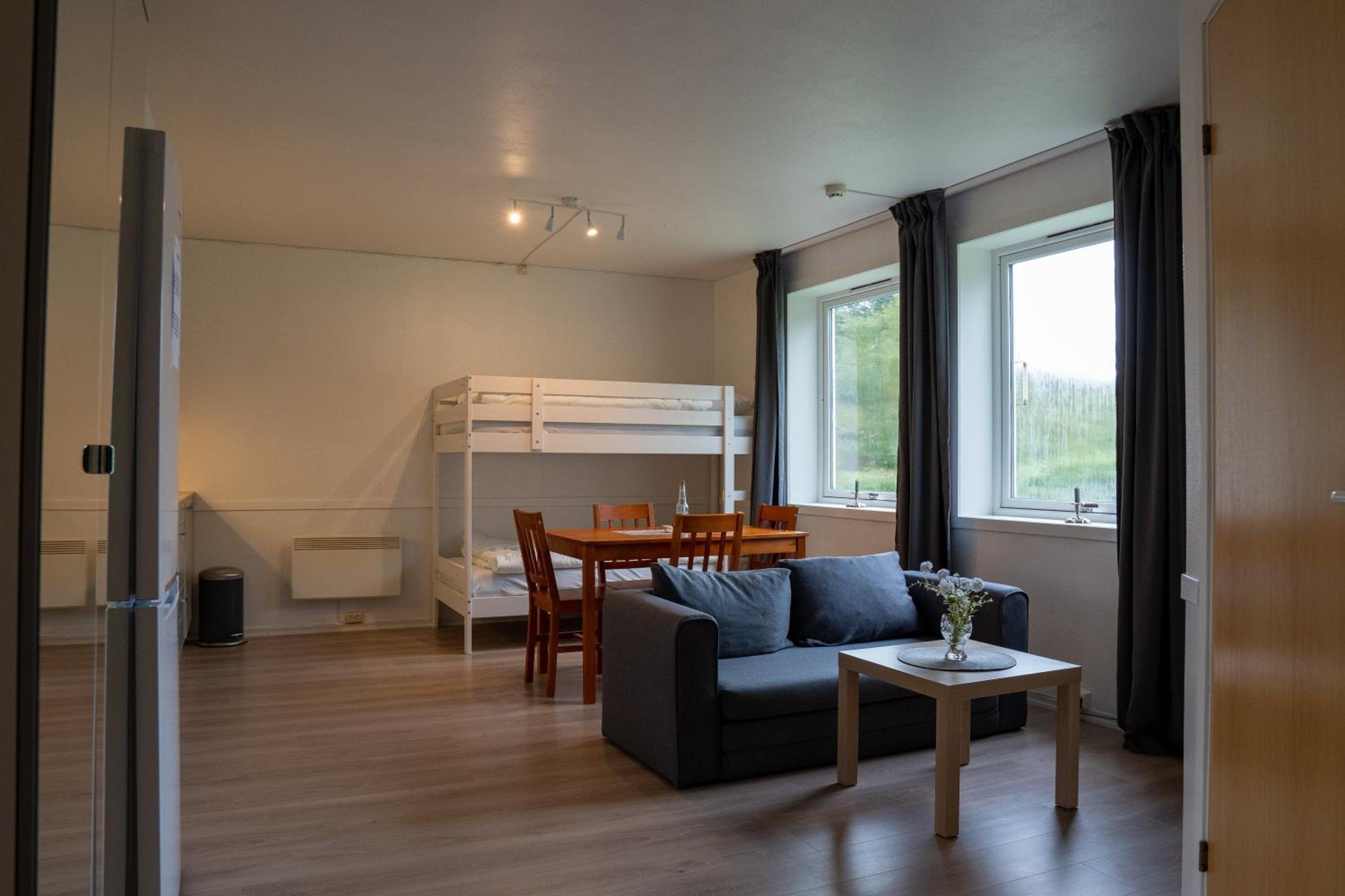 One-Bedroom Apartment - Photo 5