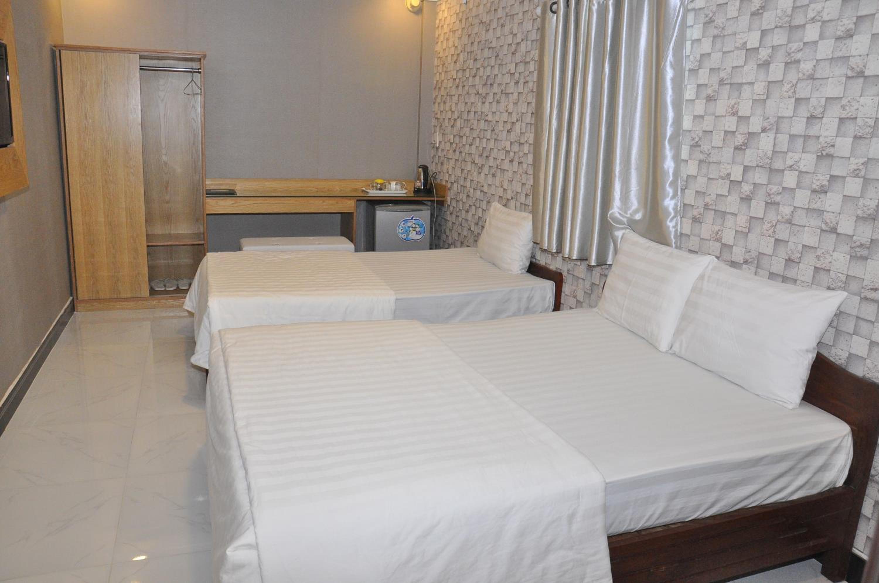 Deluxe Triple Room photo 2