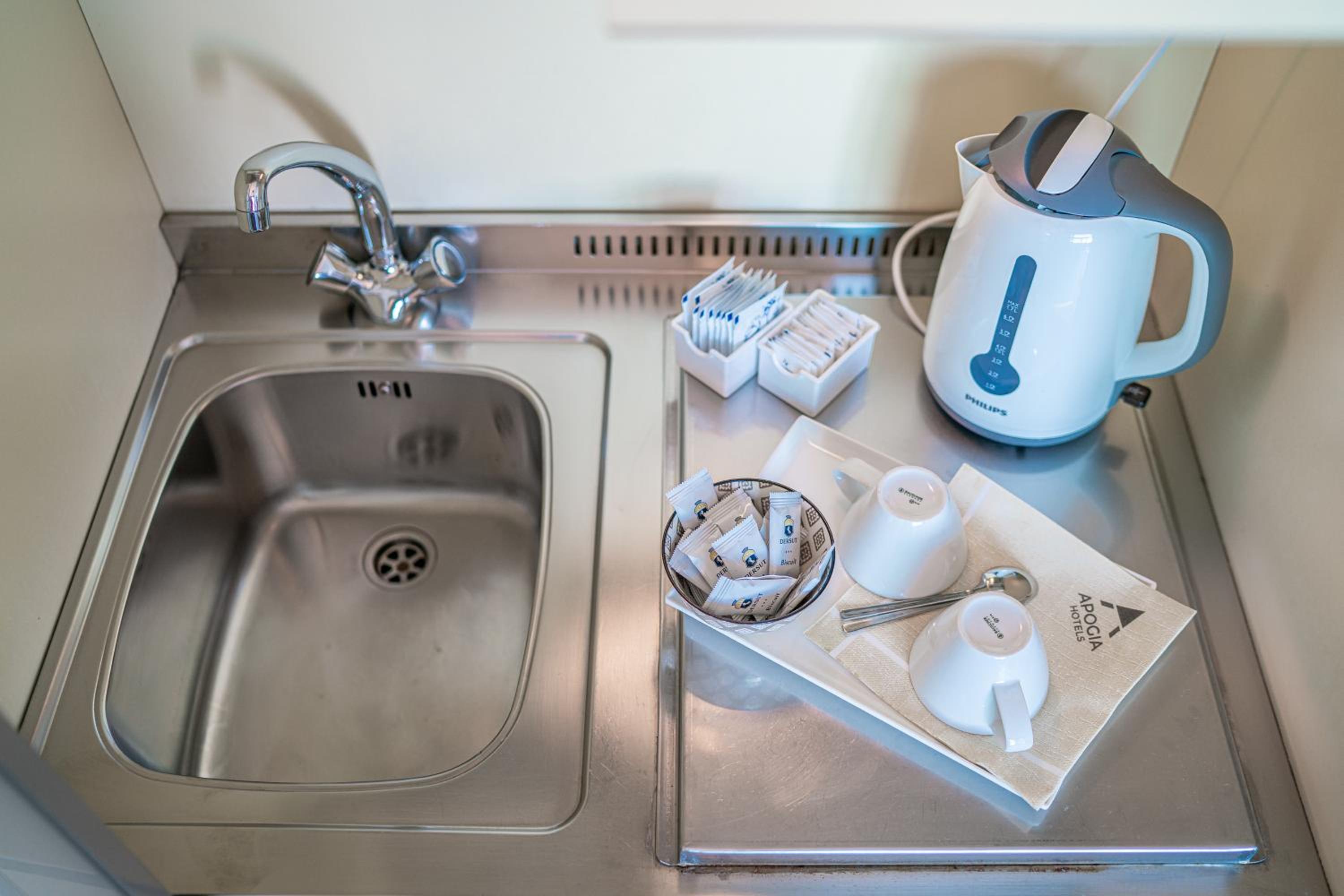 Suite (4 Adults) - Photo 13
