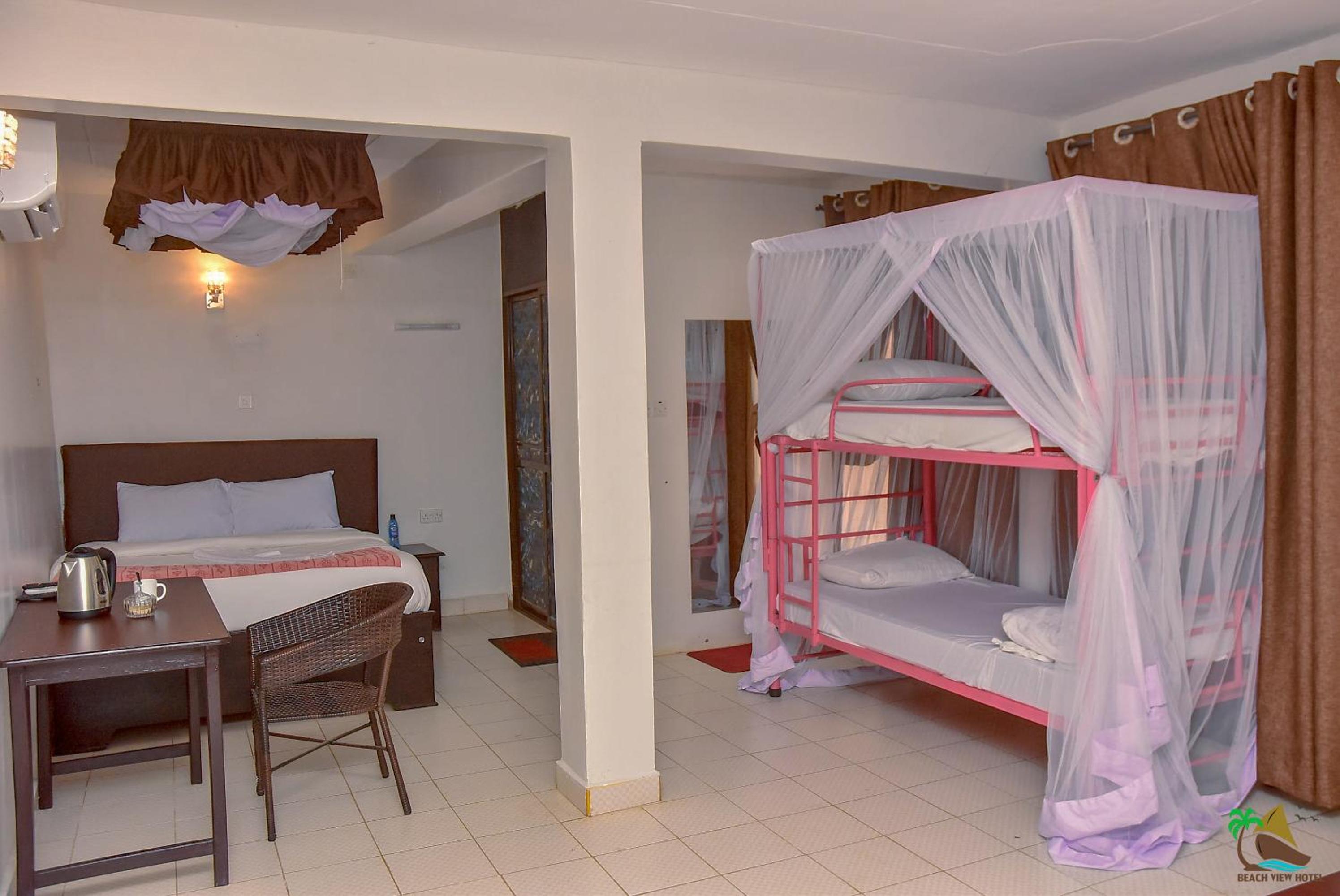 Deluxe King Room photo 2