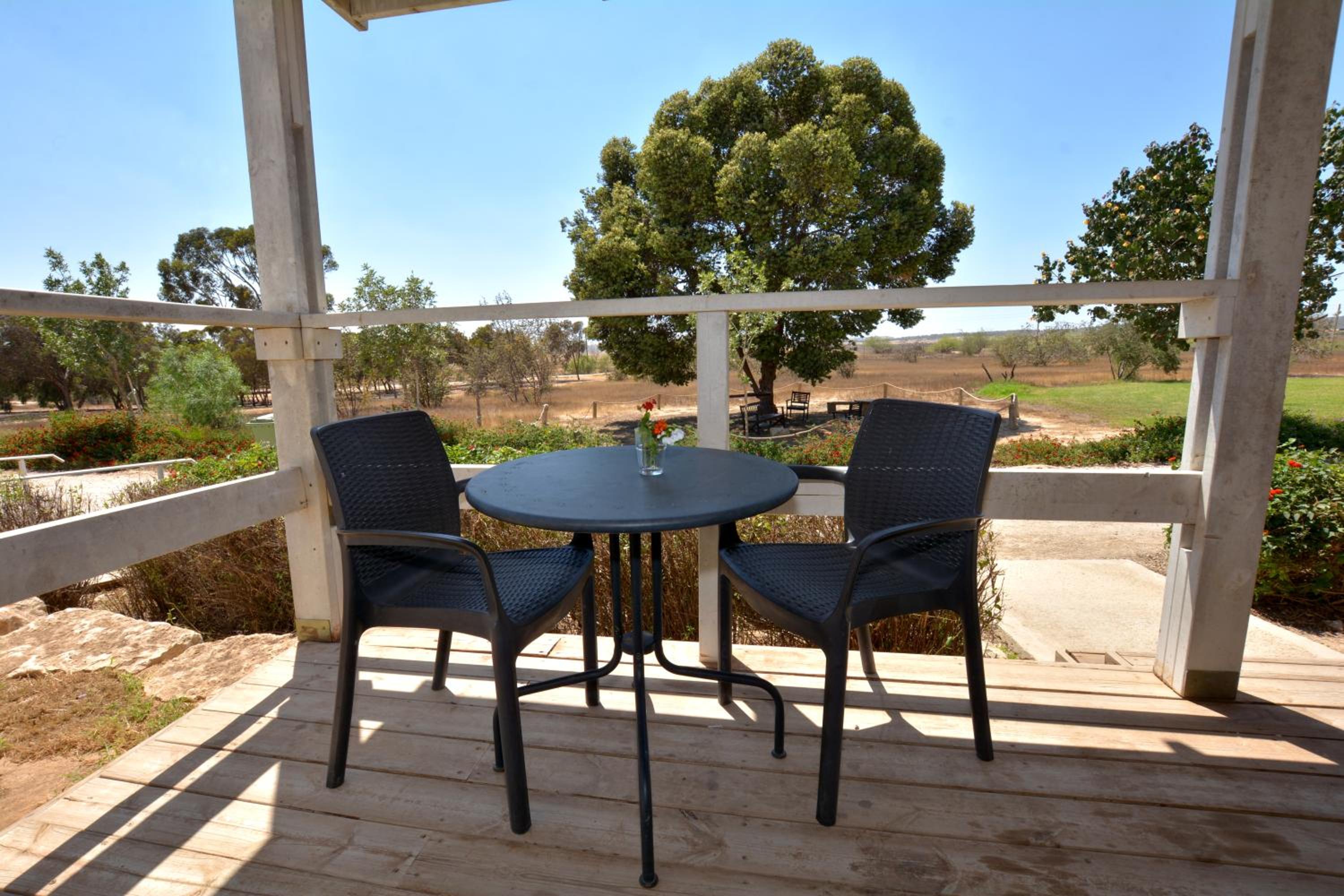 Superior Double or Twin Room with Garden View photo 2