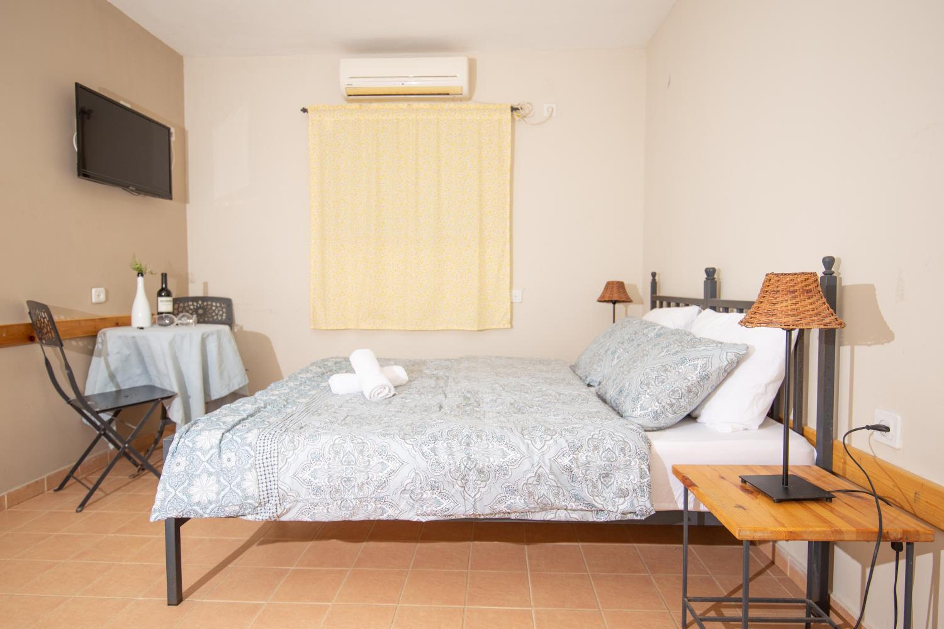 Double or Twin Room photo 2