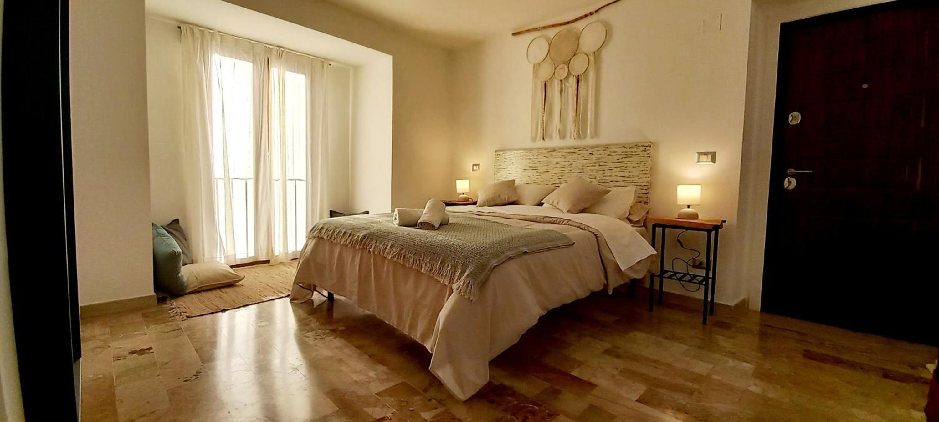 Double Room with Private Bathroom photo 3