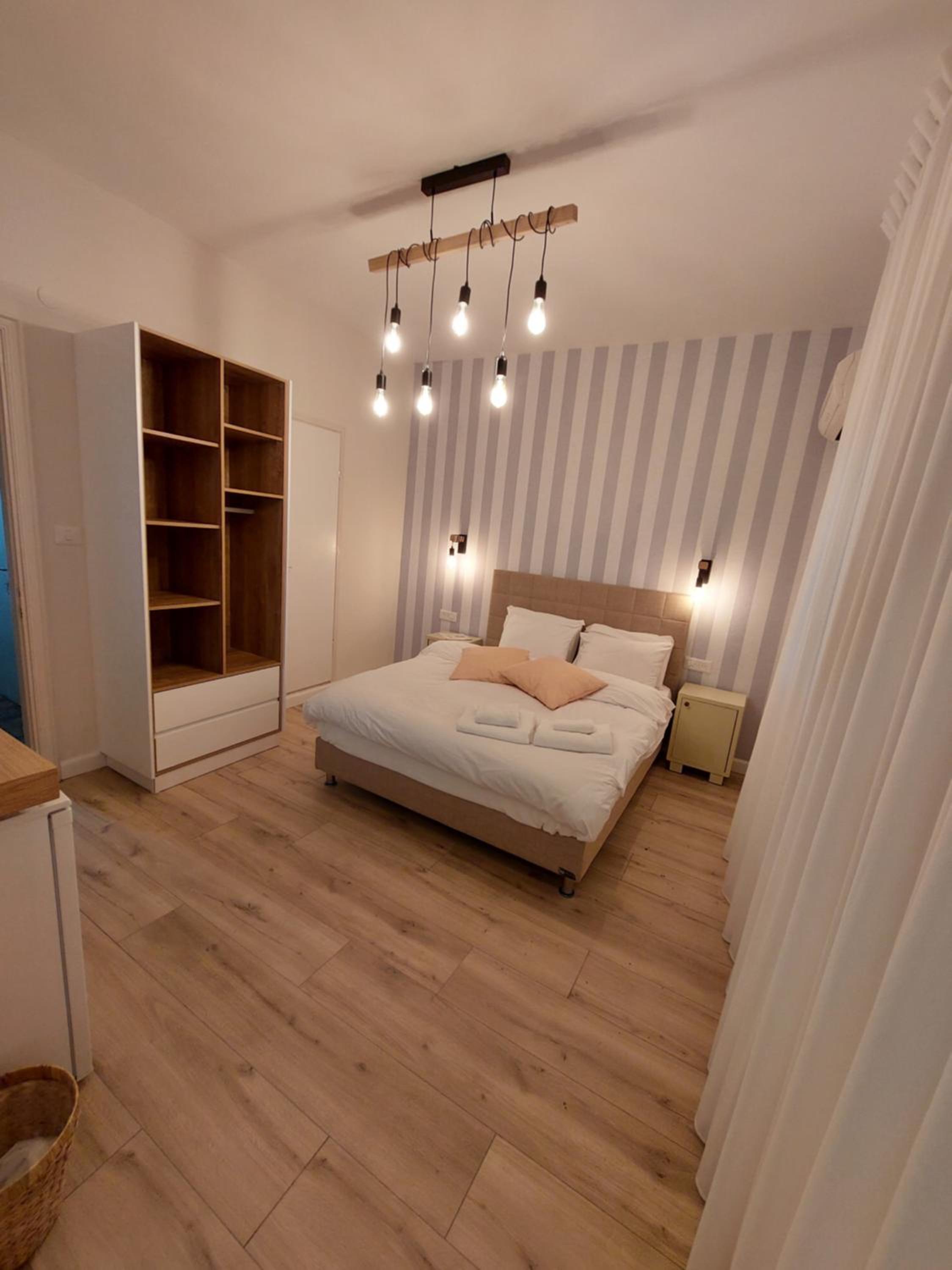 Economy Double Room photo 2