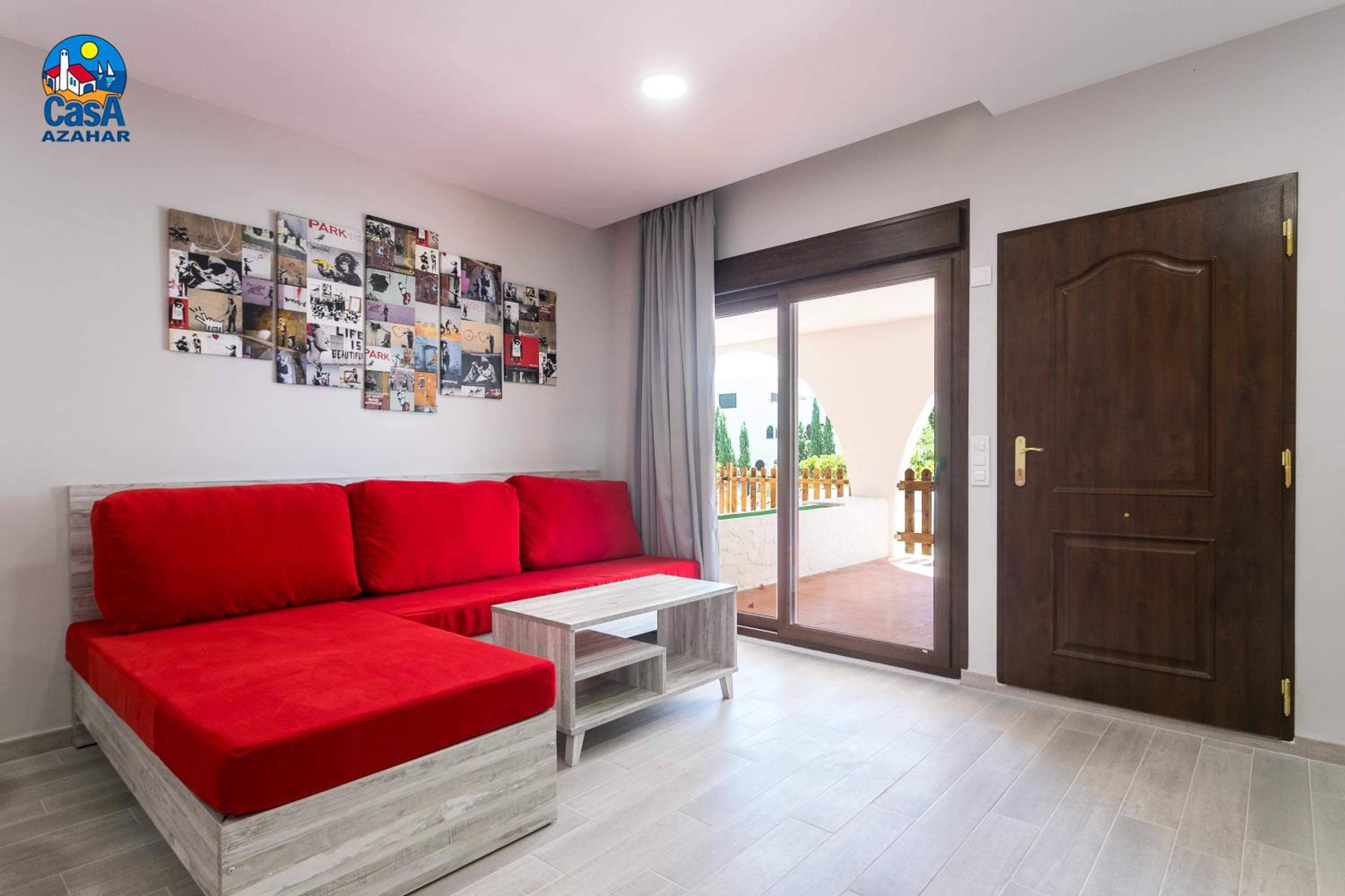 Apartment with Pool View  - Photo 1