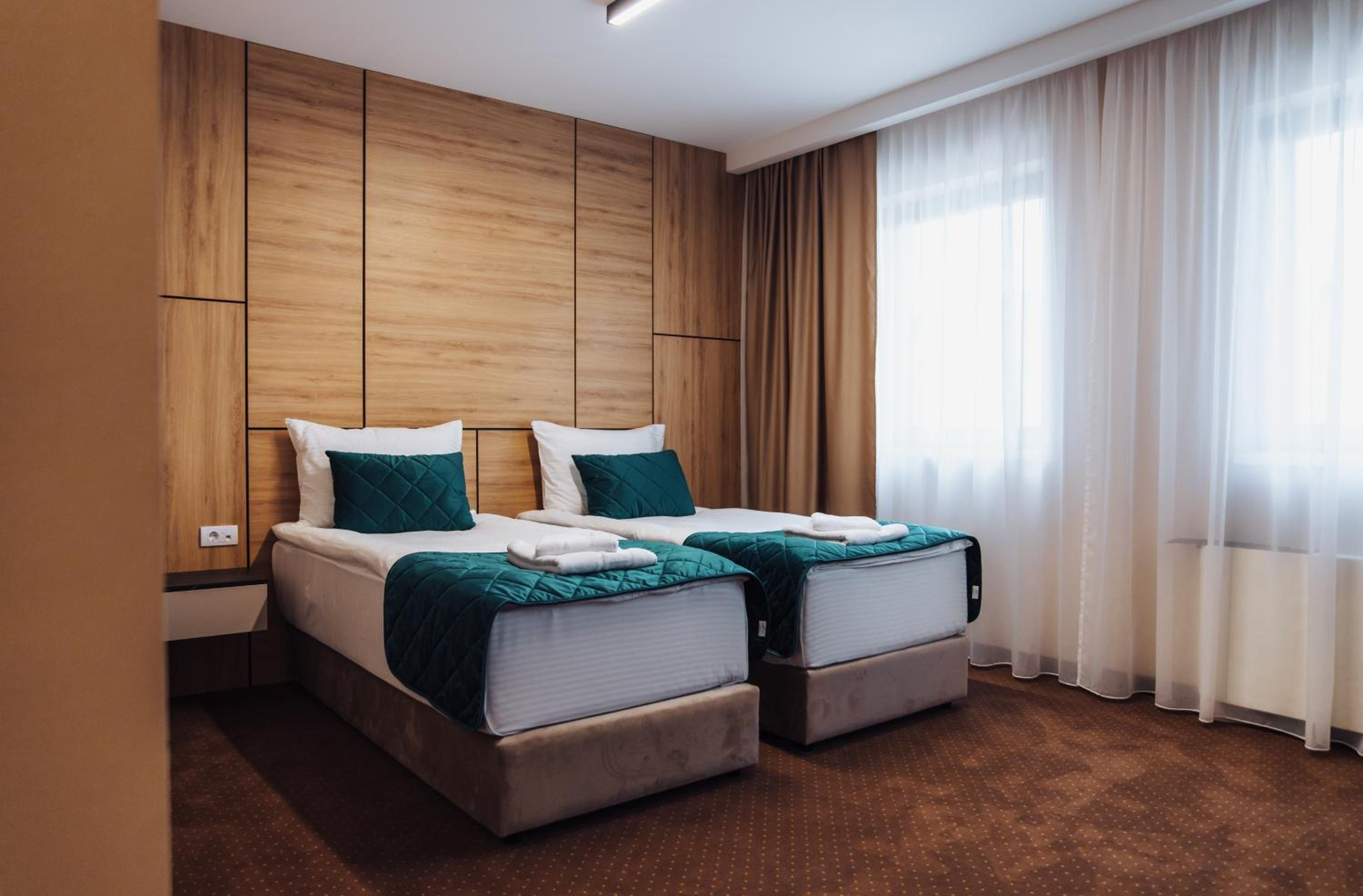 Deluxe Twin Room photo 2