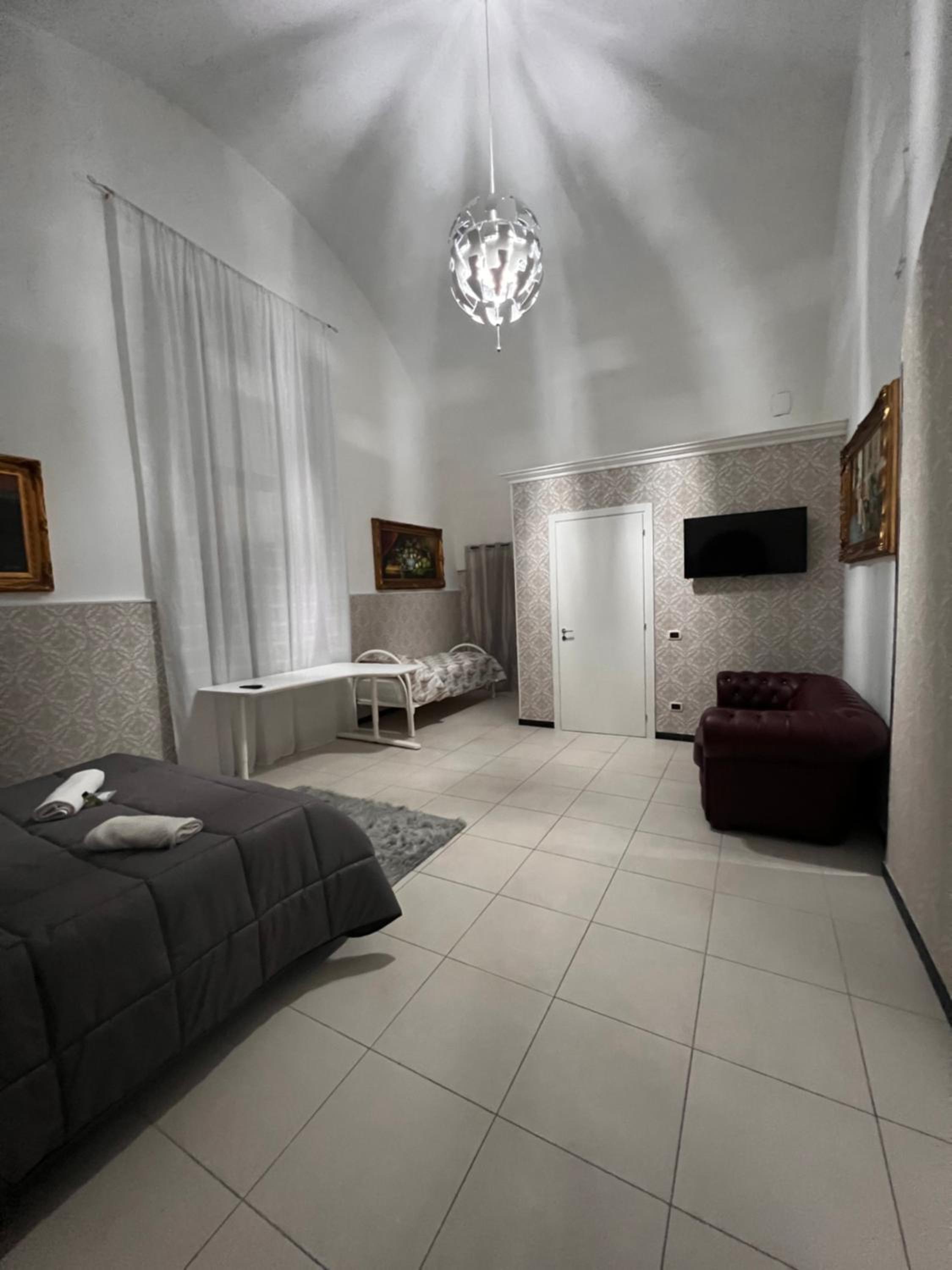 Basic Triple Room photo 1