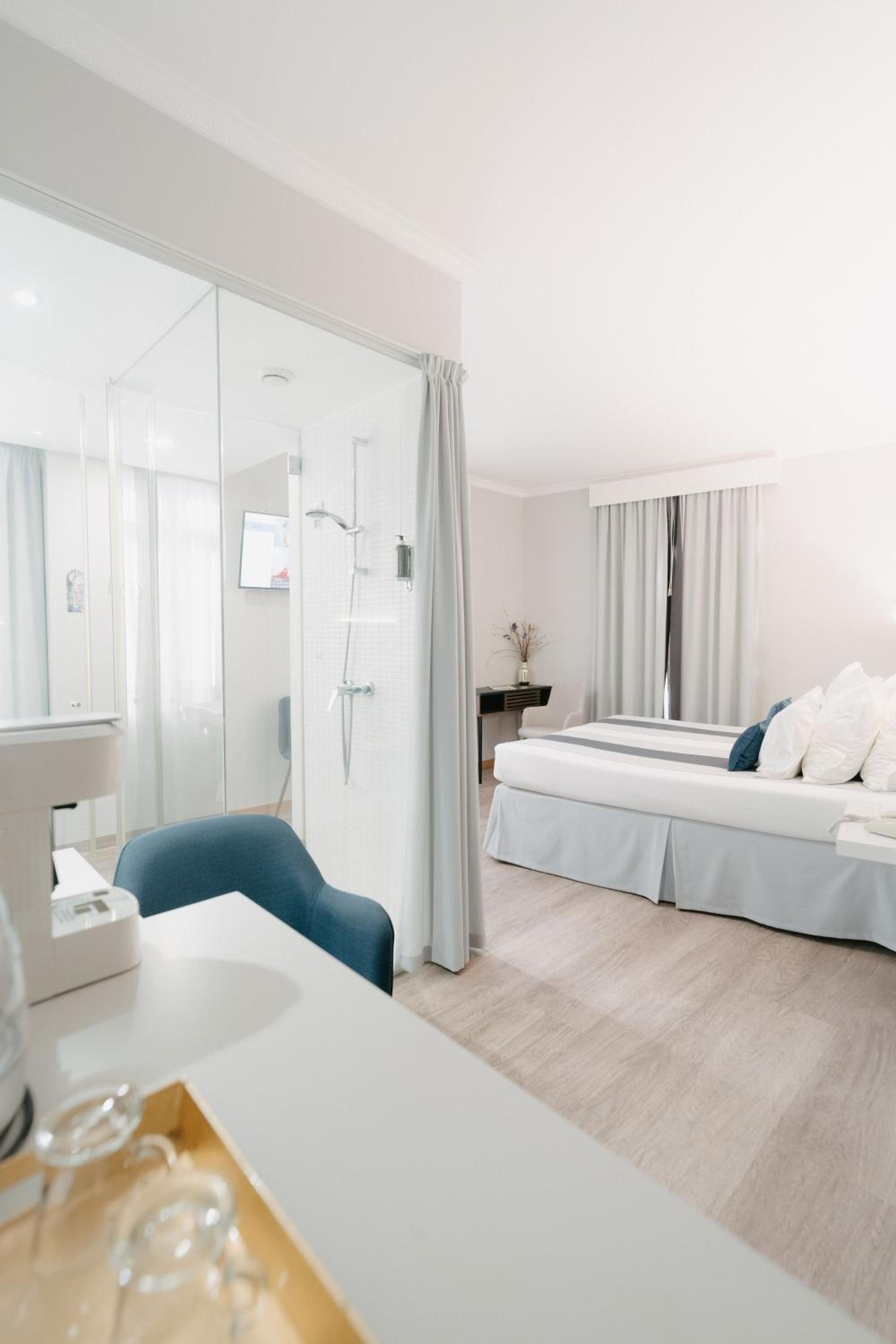 Junior Suite - Photo 9