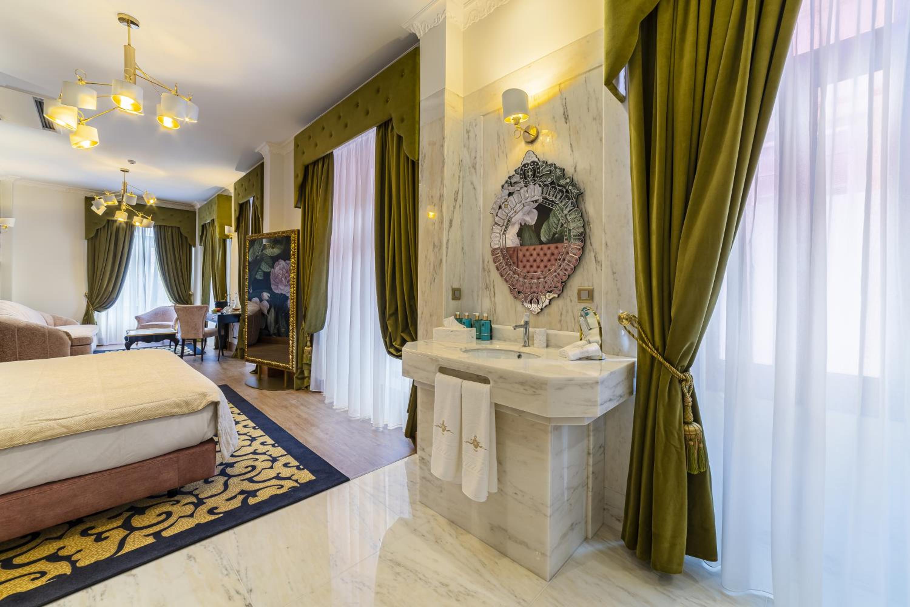 Junior Suite - Photo 6