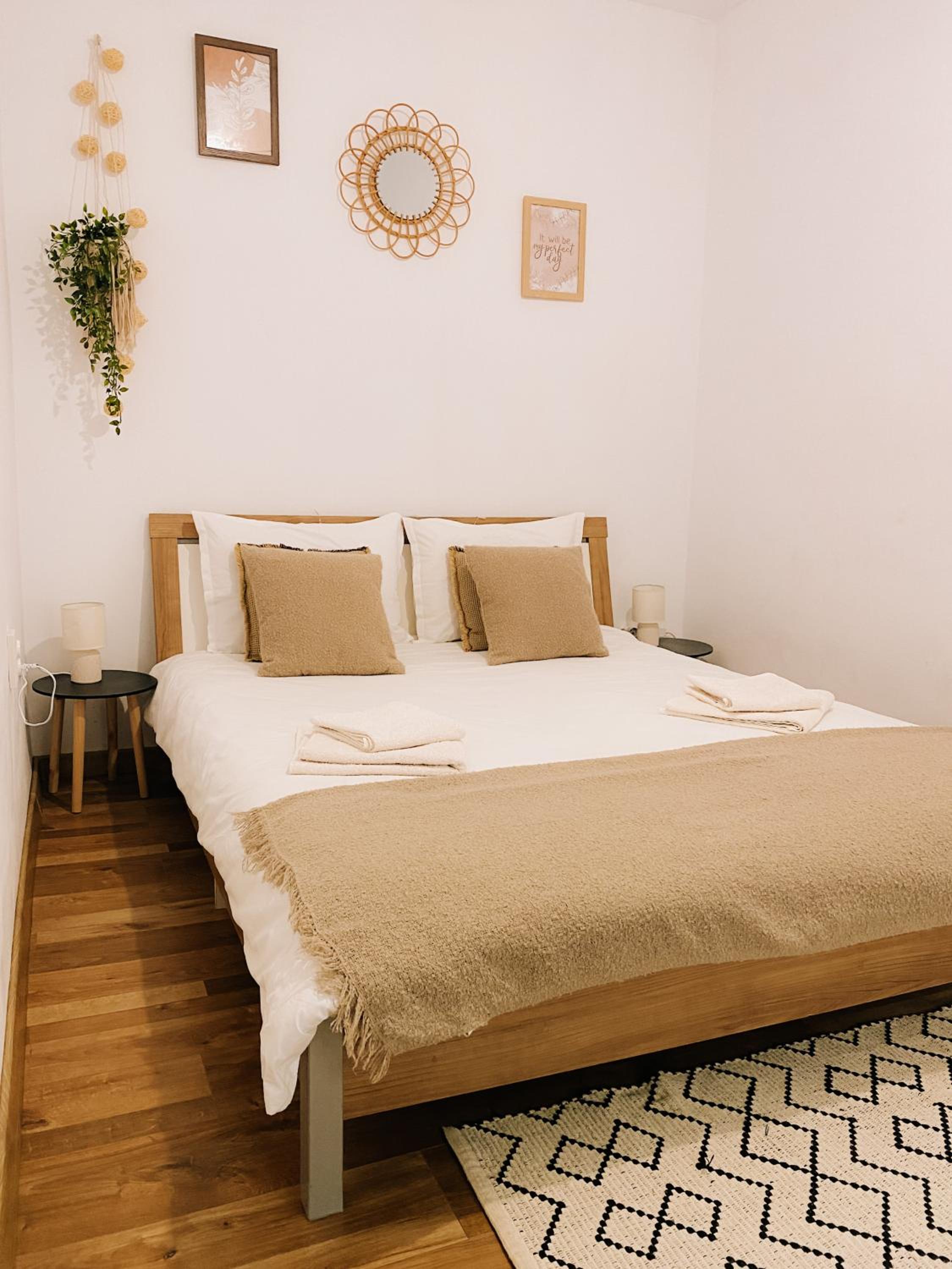 Two-Bedroom Apartment - Photo 3