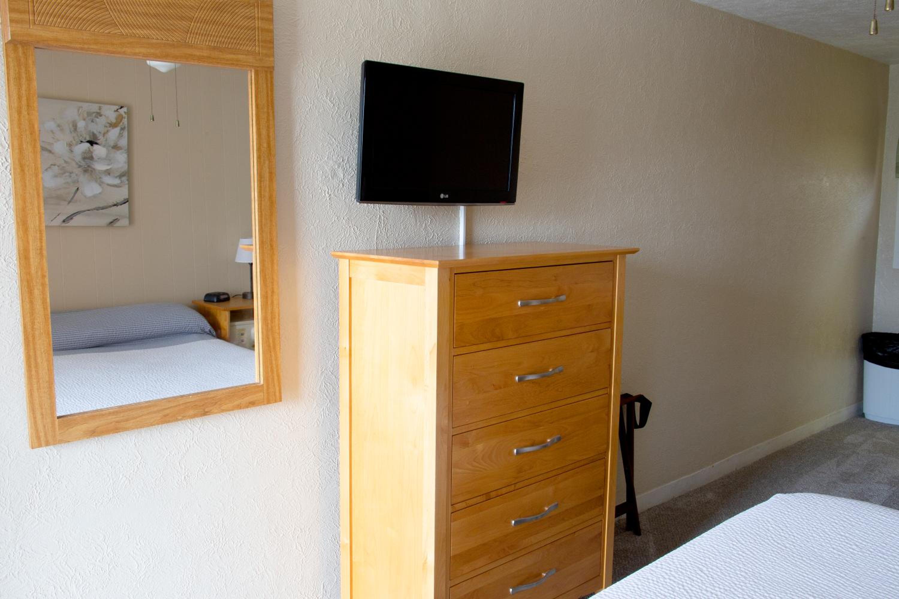 Deluxe King Room photo 2