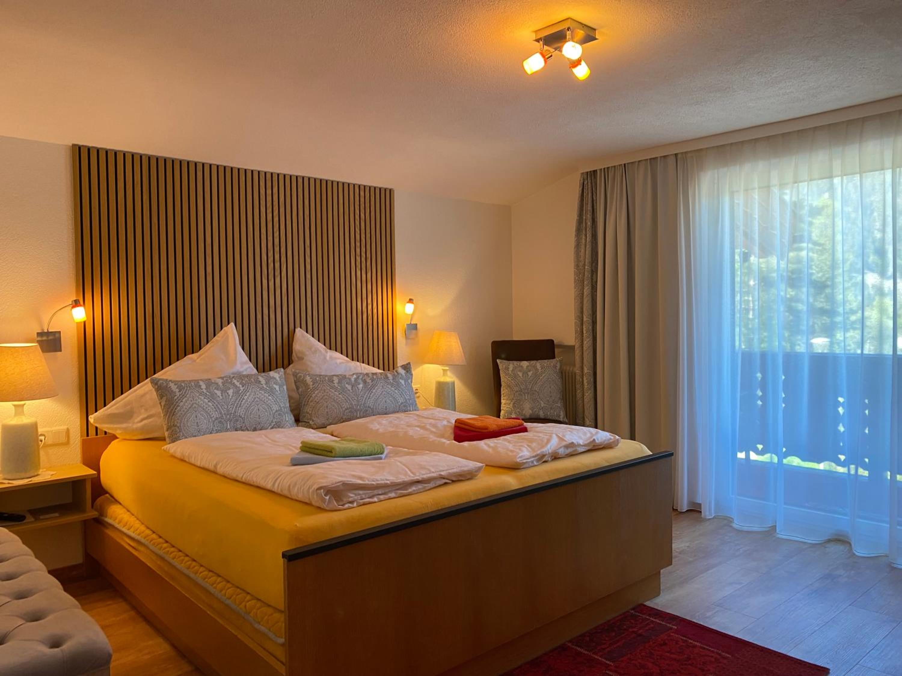 One-Bedroom Apartment with Balcony photo 1