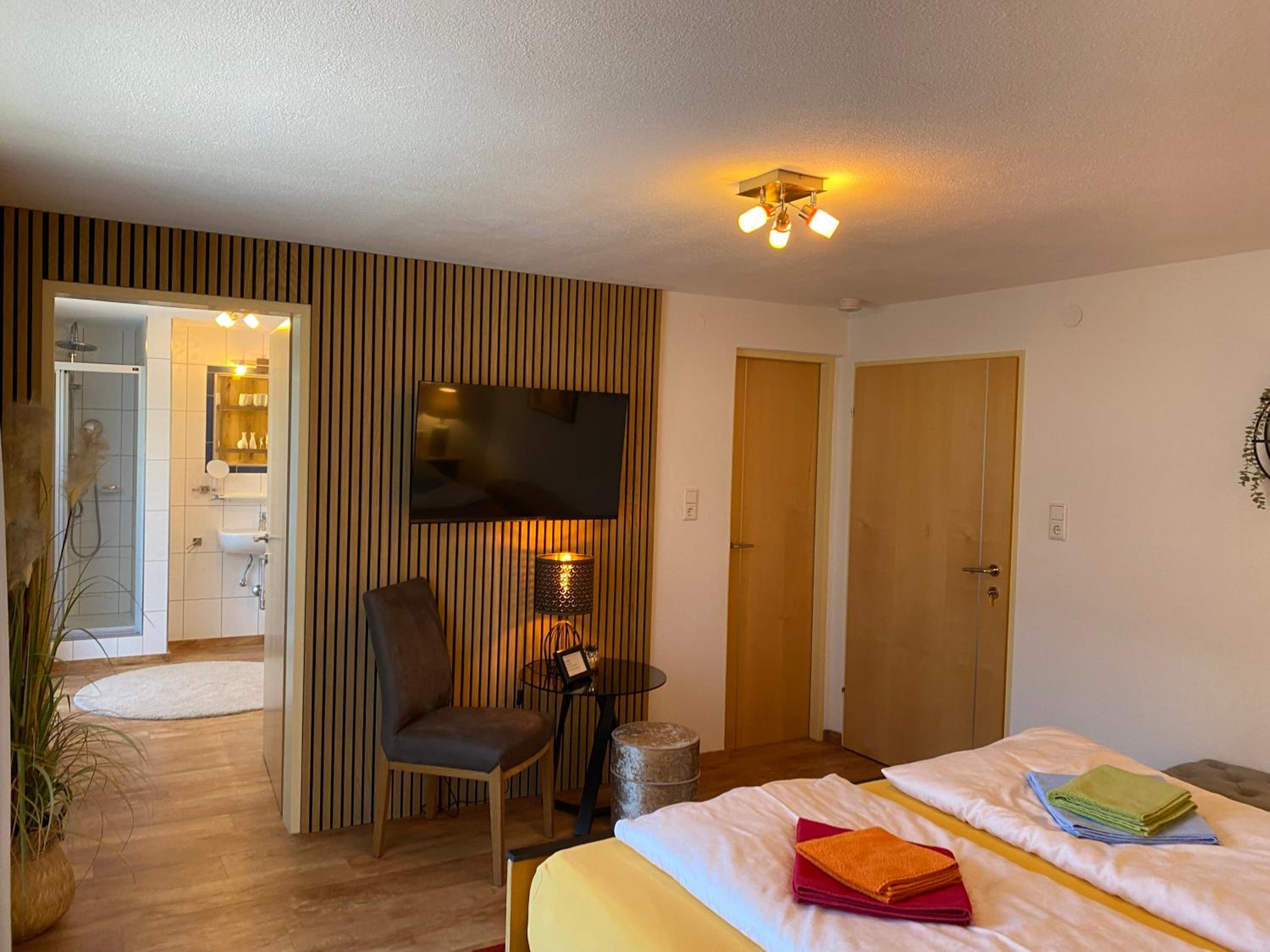 One-Bedroom Apartment with Balcony photo 2