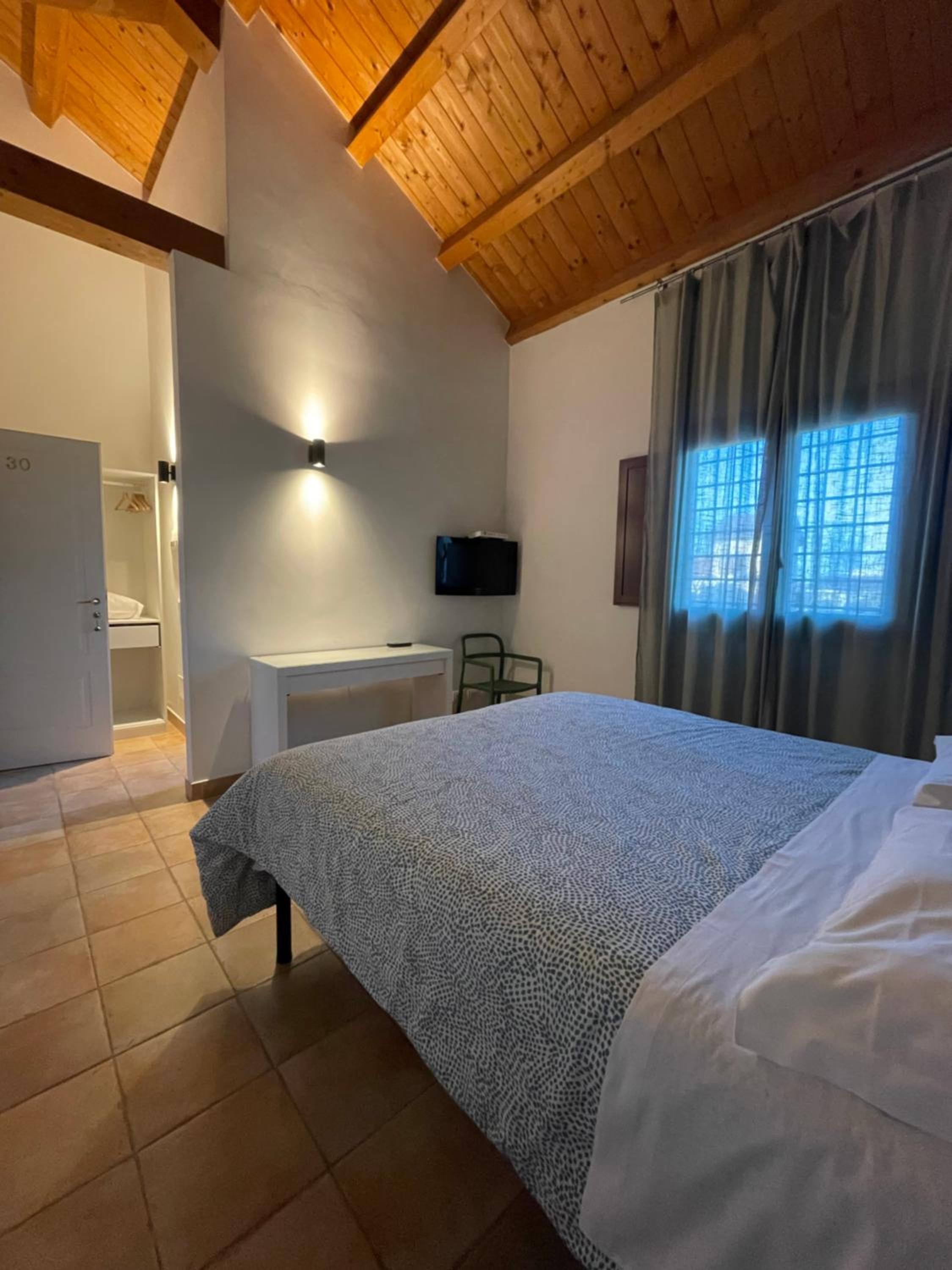 Double or Twin Room photo 2