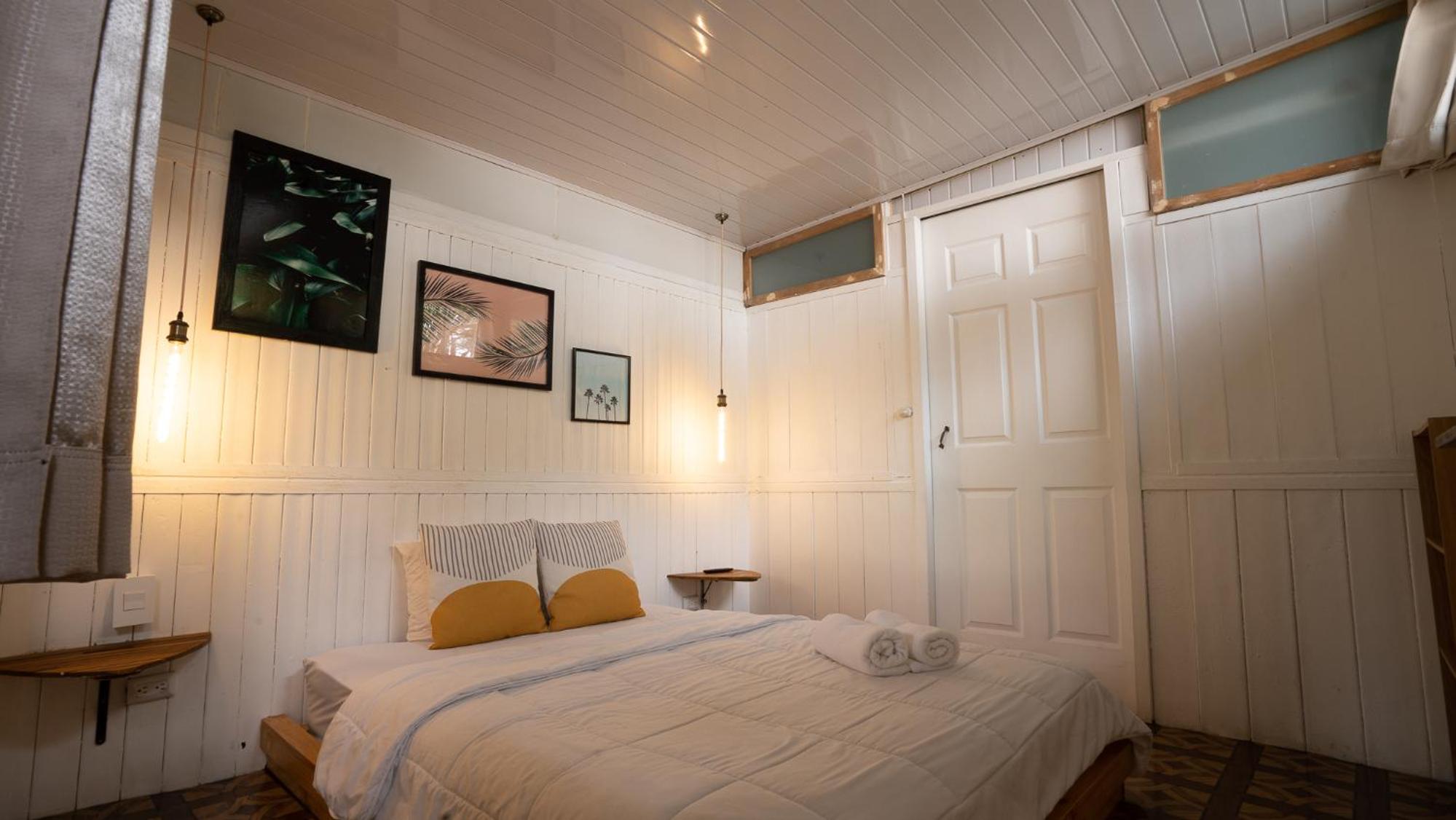 Bungalow with Garden View photo 3