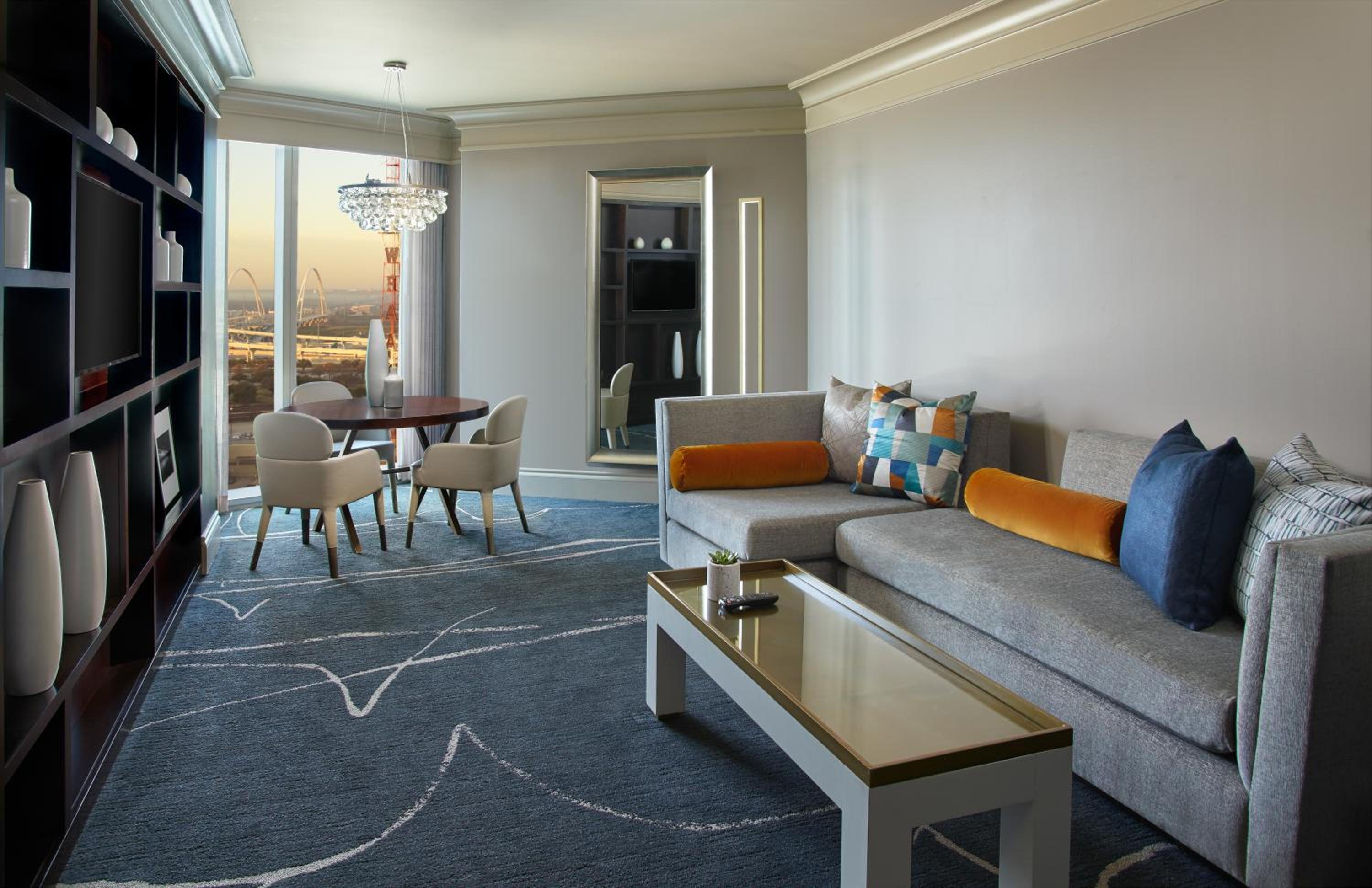Executive King Suite - Photo 1