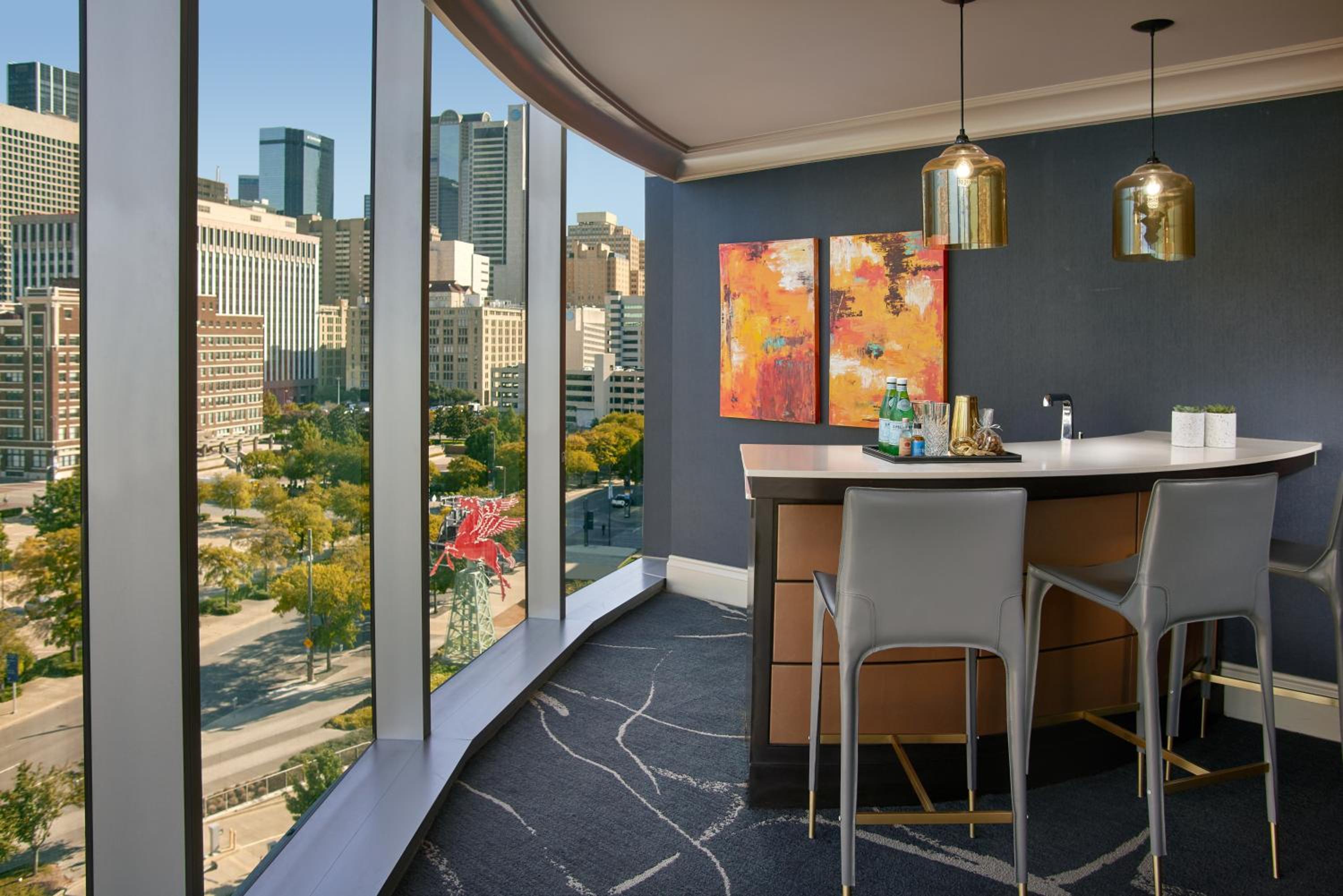 Superior Two-Bedroom Suite photo 2