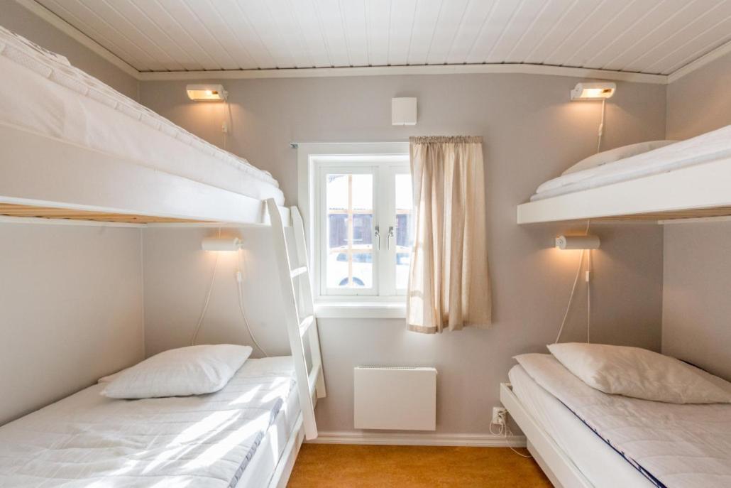 One-Bedroom House photo 1