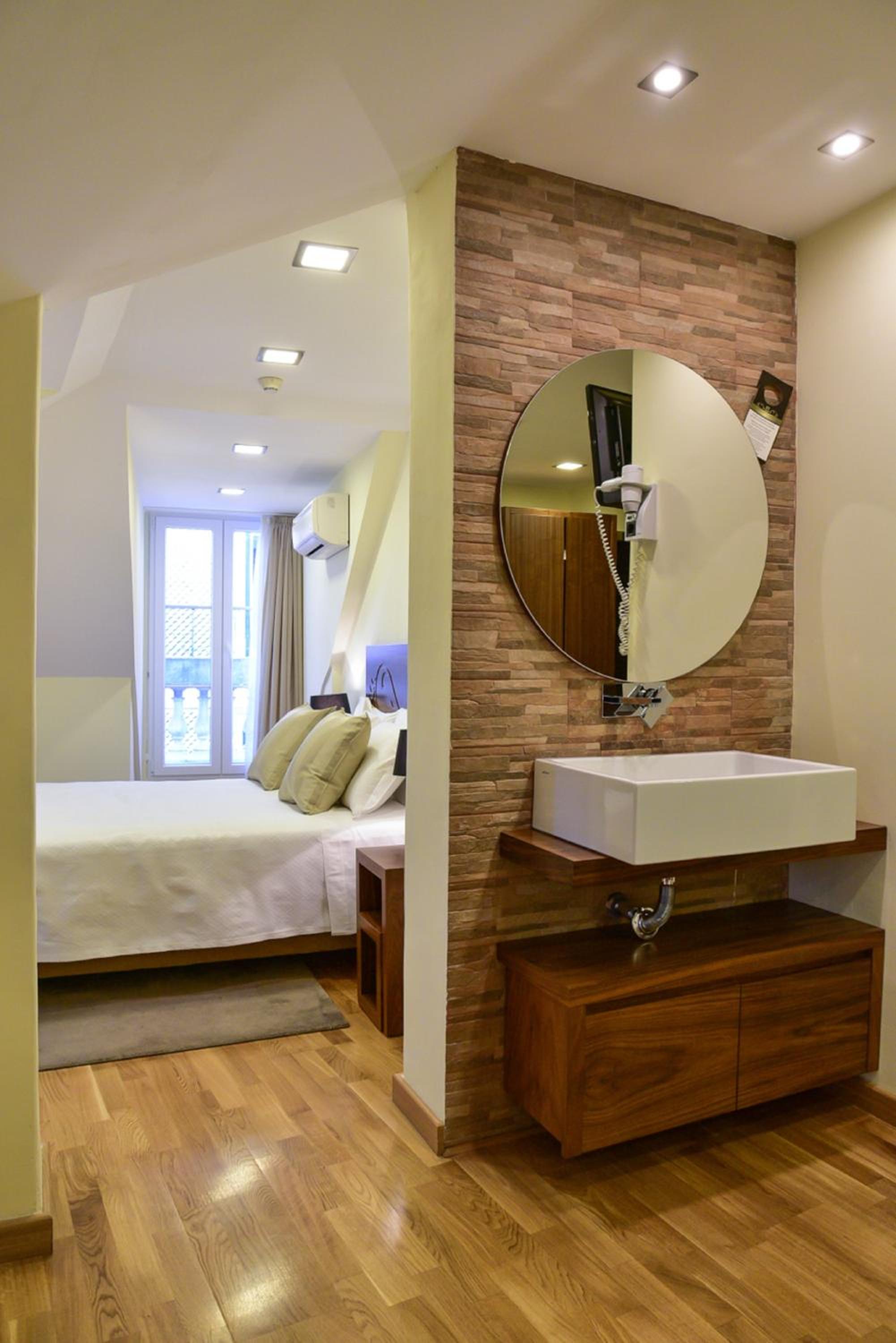 Superior Twin Room - Photo 10