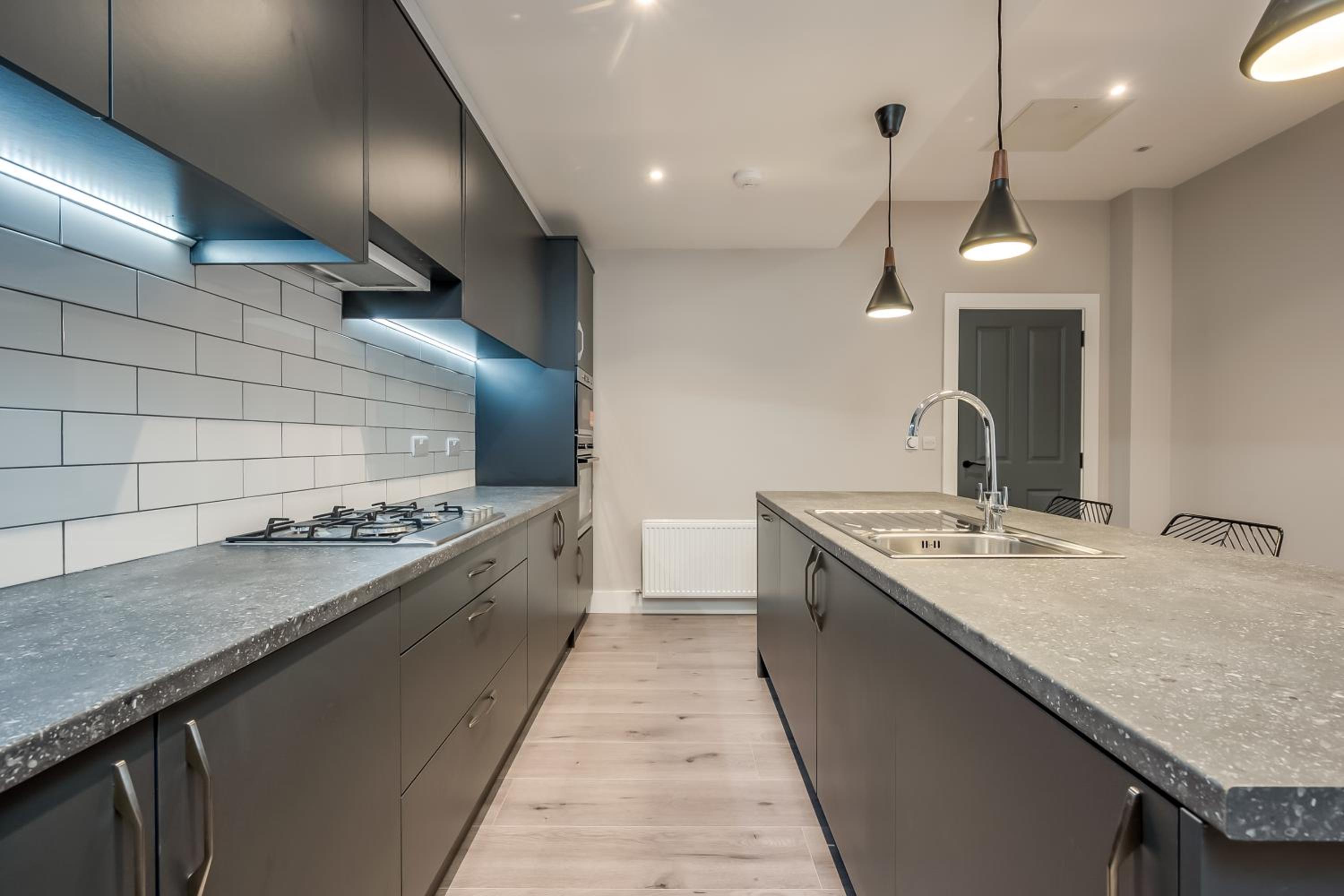 One-Bedroom Apartment - Photo 8