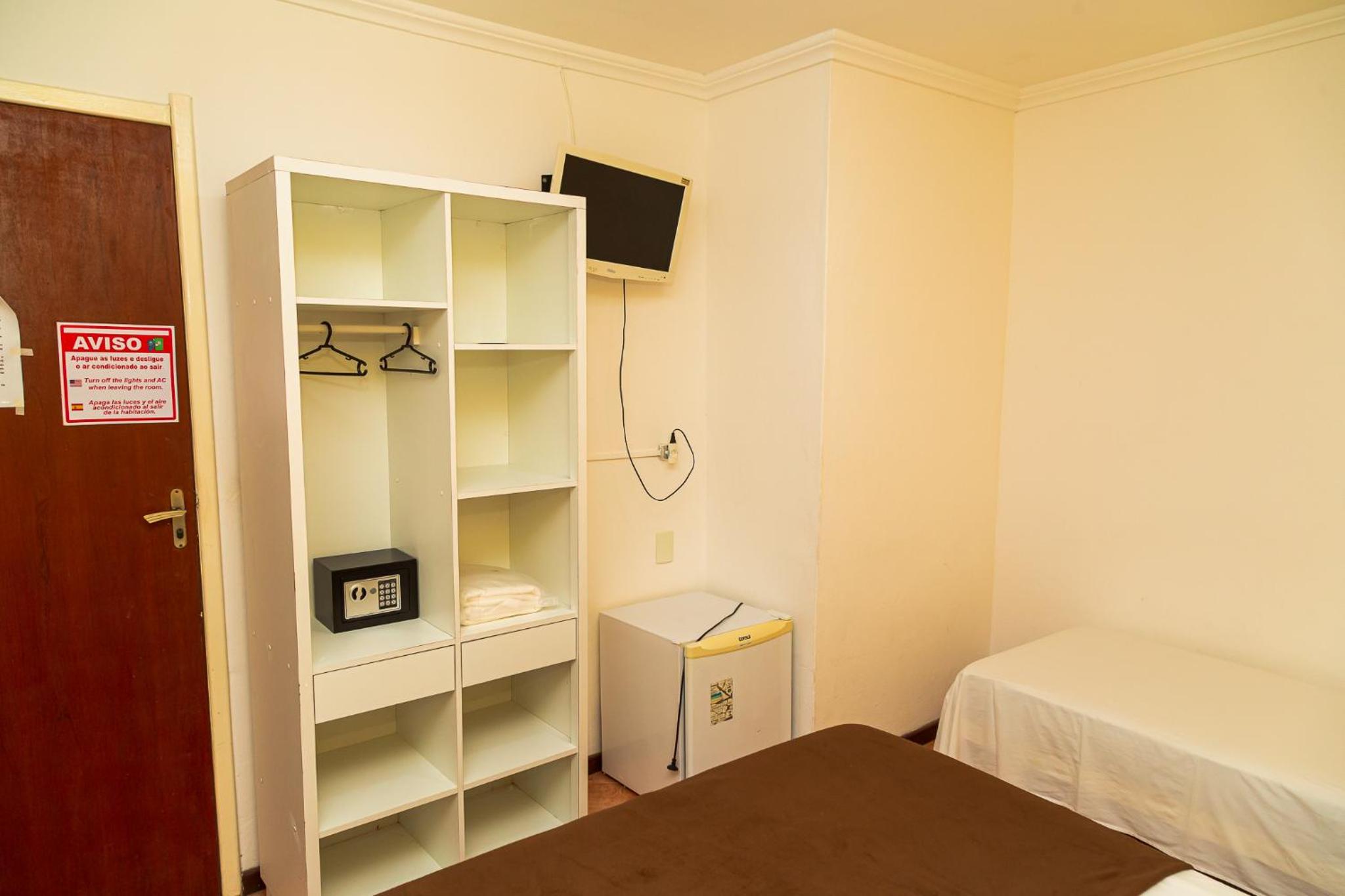 Standard Triple Room photo 2