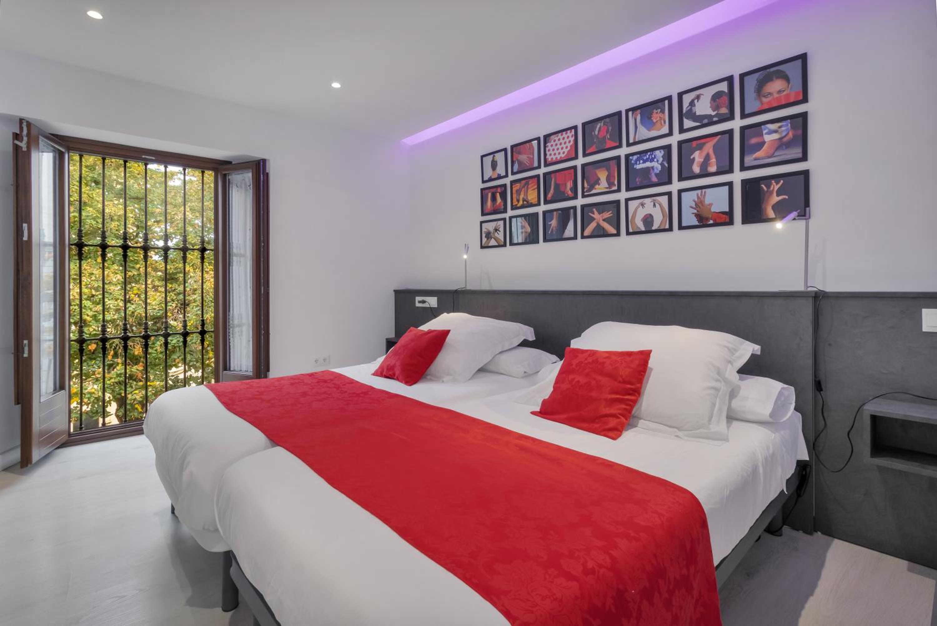 Habitación Doble con Bañera de Hidromasaje
