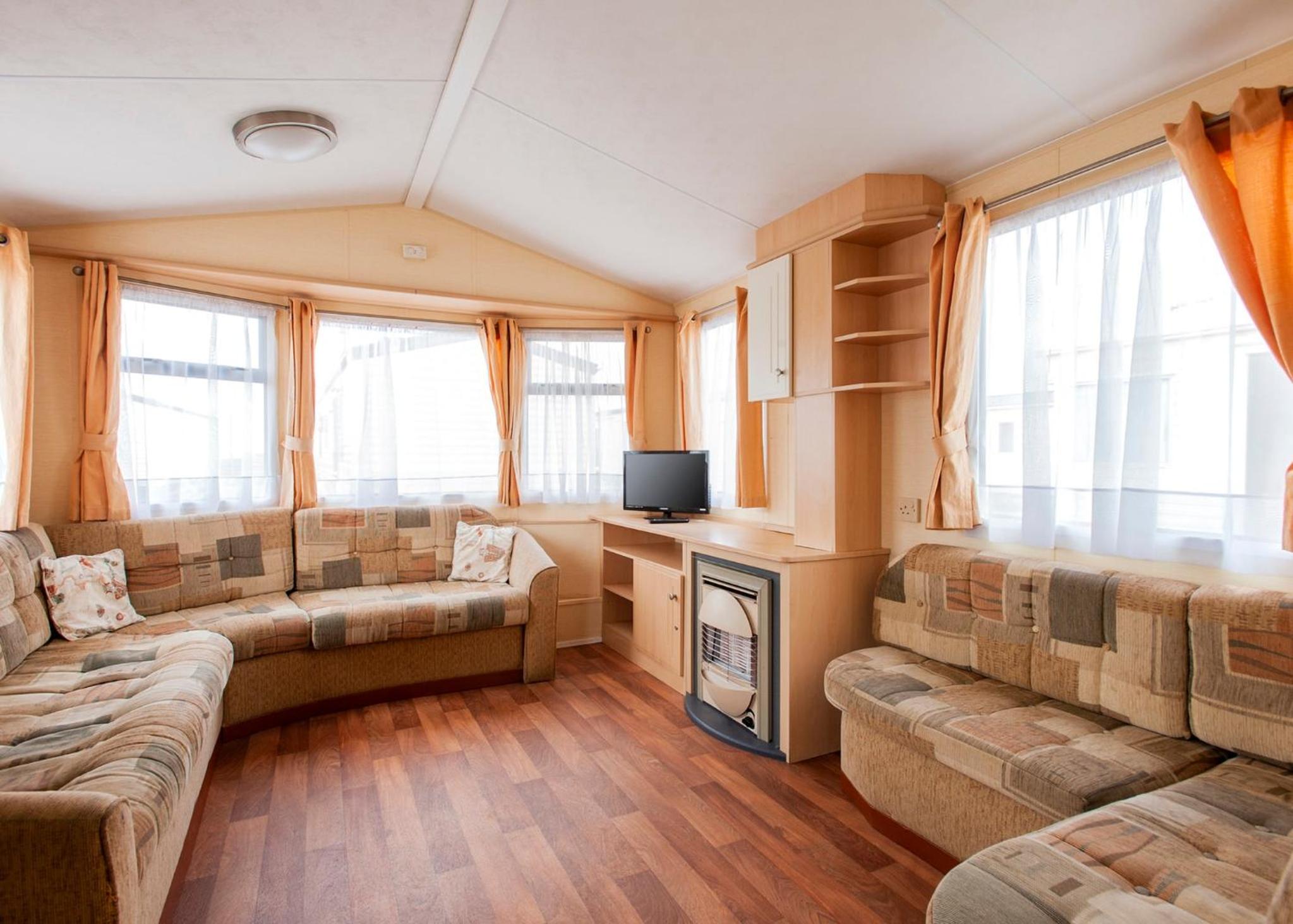 Two-Bedroom Mobile Home photo 2