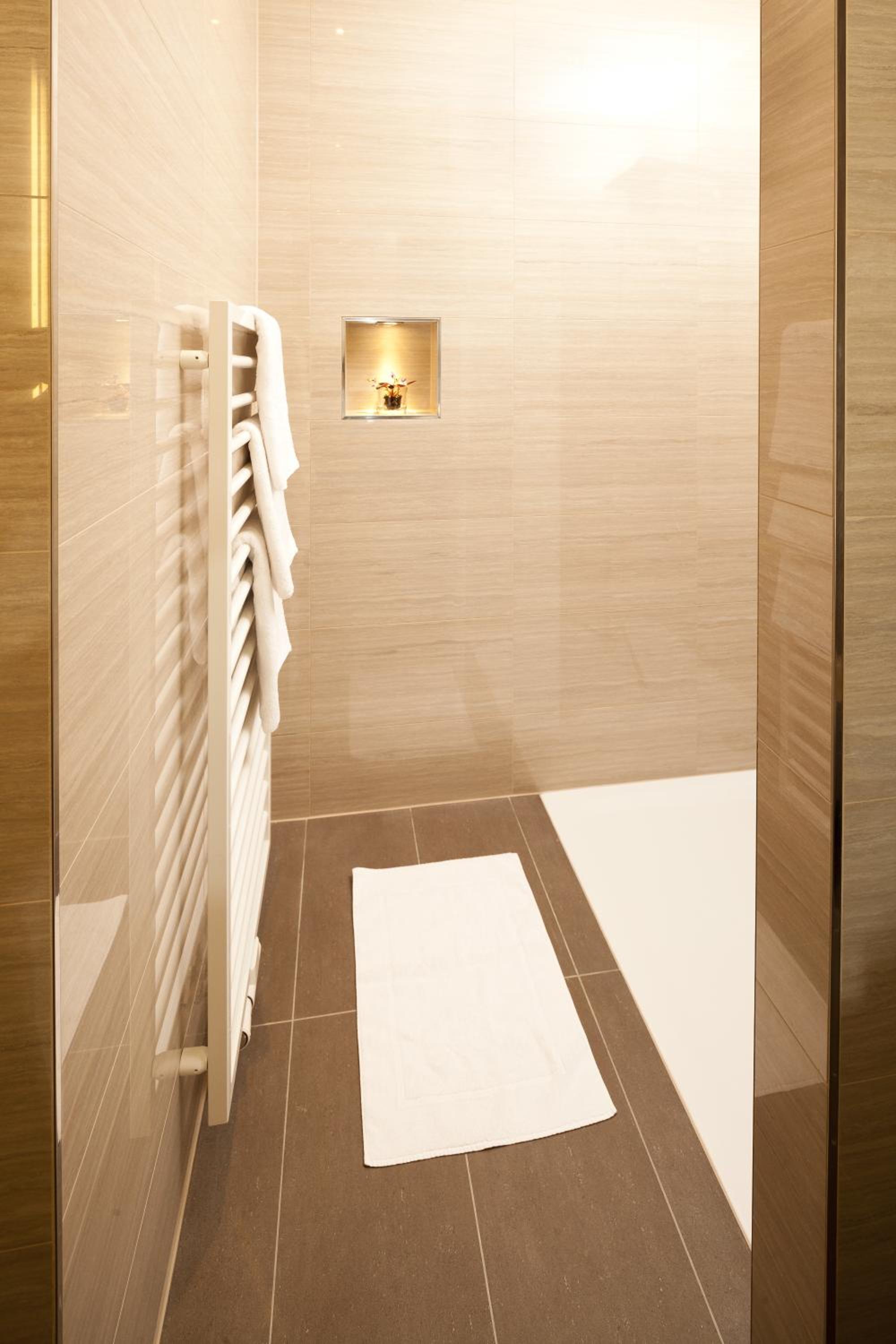 Premium Double Room photo 2