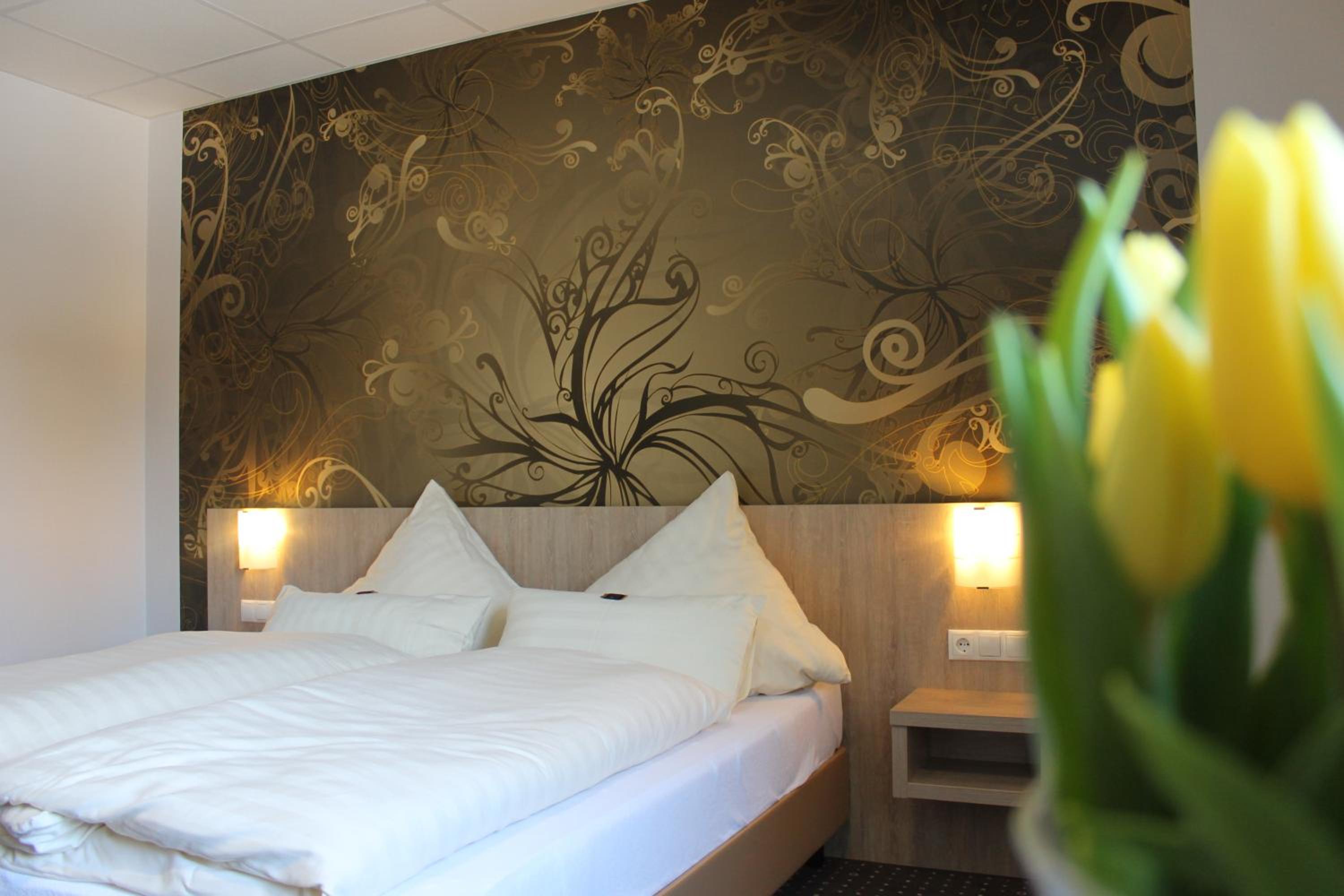 Double Room - Photo 8